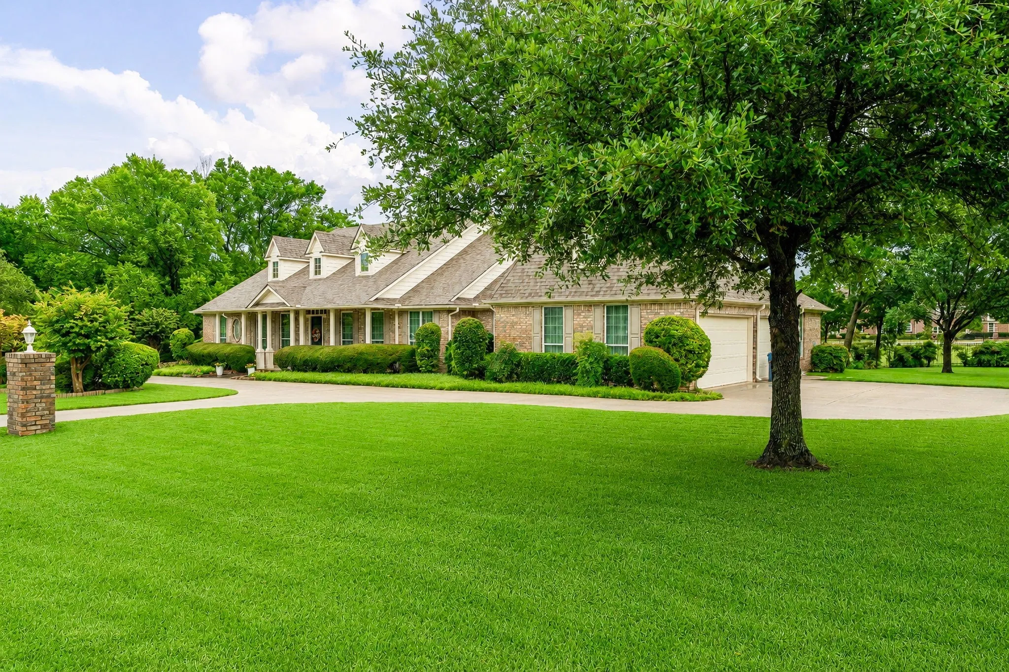 Single Family Residence For Sale in Collin County , 710 Glenwood Circle, Fairview, Texas 75069, 4 Bedroom, 4 Bathroom, 3 Garage spaces, 4,285 Sqft, built in 1999, mls#21301833, Real Estate Agent in Fairview, Homes For Sale in Collin county, Homes For Sale in Fairview, Realtor in Fairview Texas, Real Estate Brokerage Independent Realty Texas, Luminita Cordes Realtor