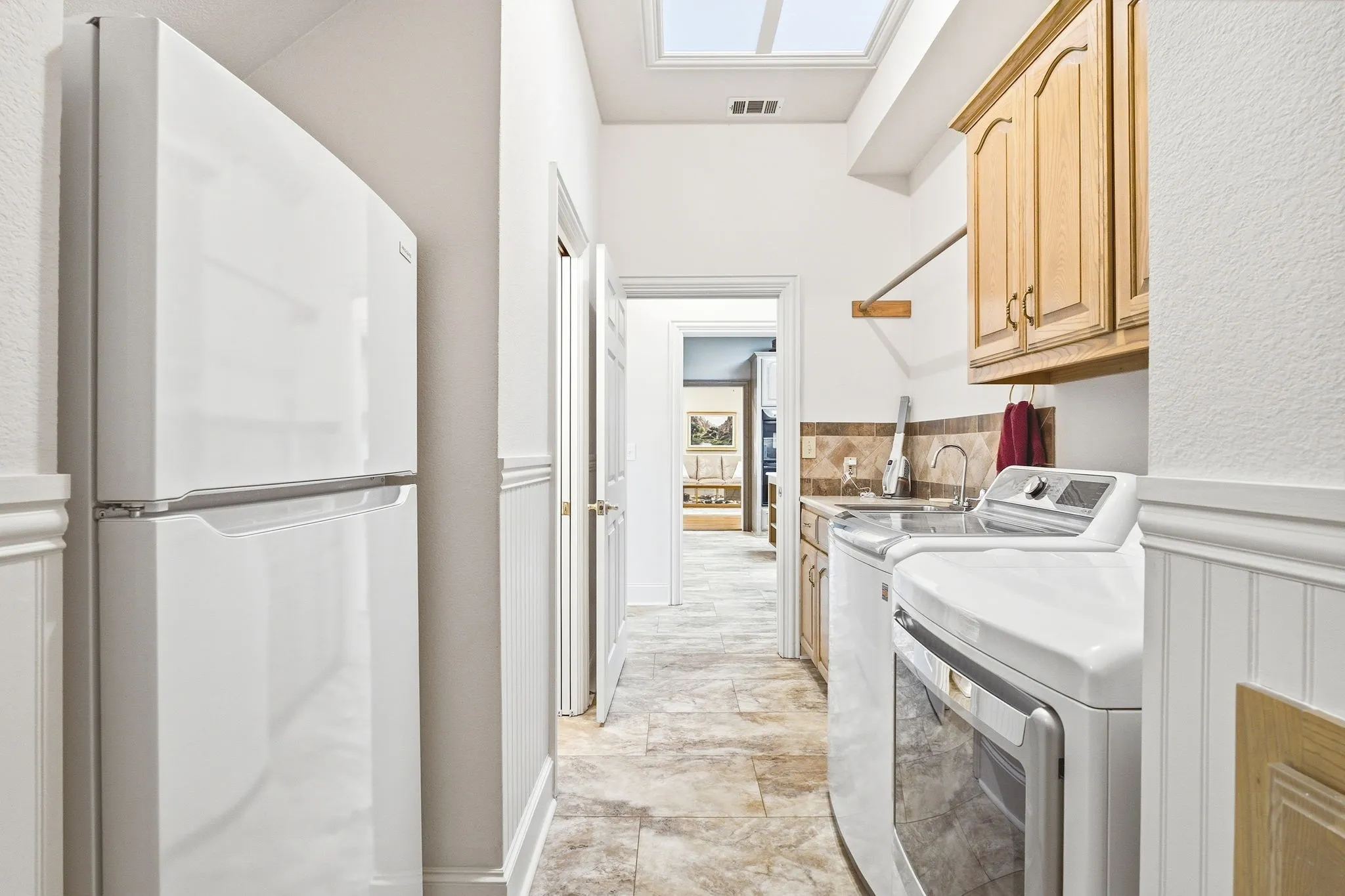 Single Family Residence For Sale in Collin County , 710 Glenwood Circle, Fairview, Texas 75069, 4 Bedroom, 4 Bathroom, 3 Garage spaces, 4,285 Sqft, built in 1999, mls#21301833, Real Estate Agent in Fairview, Homes For Sale in Collin county, Homes For Sale in Fairview, Realtor in Fairview Texas, Real Estate Brokerage Independent Realty Texas, Luminita Cordes Realtor