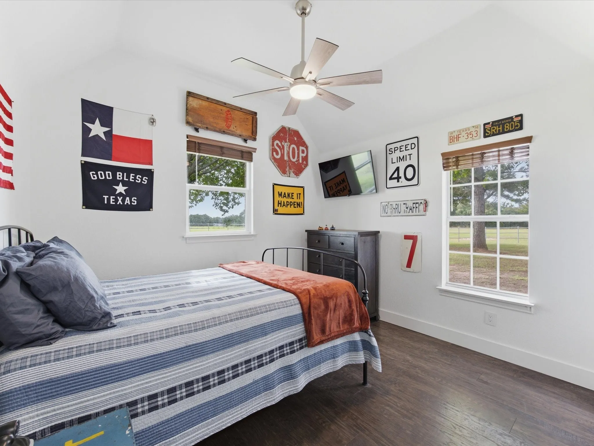 Single Family Residence For Sale in Wise County , 210 County Road 2696, Alvord, Texas 76225, 3 Bedroom, 2 Bathroom, 2 Garage spaces, 1,467 Sqft, built in 1997, mls#21290704, Real Estate Agent in Alvord, Homes For Sale in Wise county, Homes For Sale in Alvord, Realtor in Alvord Texas, Real Estate Brokerage Independent Realty Texas, Luminita Cordes Realtor
