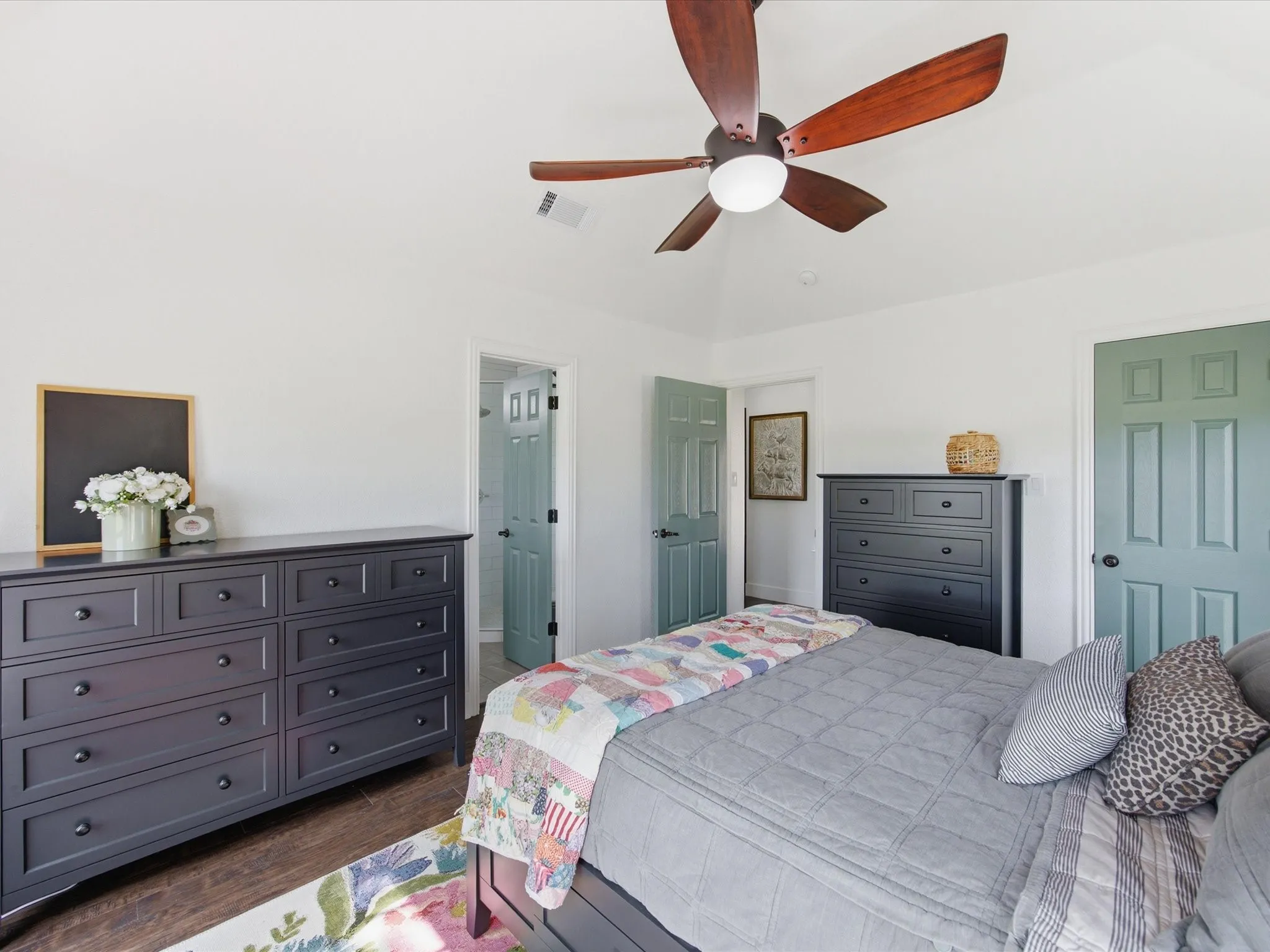 Single Family Residence For Sale in Wise County , 210 County Road 2696, Alvord, Texas 76225, 3 Bedroom, 2 Bathroom, 2 Garage spaces, 1,467 Sqft, built in 1997, mls#21290704, Real Estate Agent in Alvord, Homes For Sale in Wise county, Homes For Sale in Alvord, Realtor in Alvord Texas, Real Estate Brokerage Independent Realty Texas, Luminita Cordes Realtor