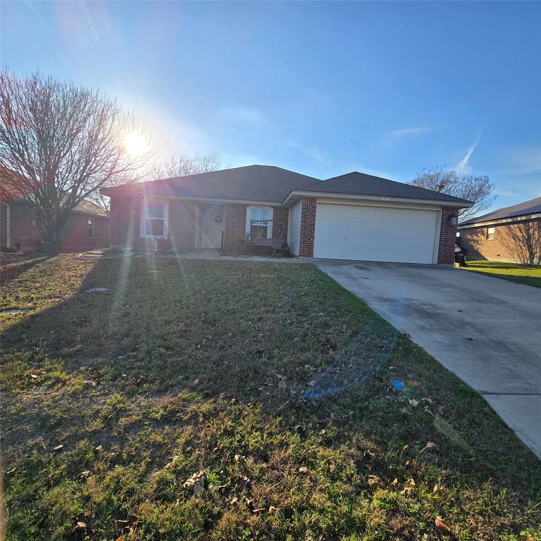 Single Family Residence For Sale in Williamson County , 212 Druse Lane, Jarrell, Texas 76537, 4 Bedroom, 2 Bathroom, 2 Garage spaces, 1,887 Sqft, built in 2008, mls#21301925, Real Estate Agent in Jarrell, Homes For Sale in Williamson county, Homes For Sale in Jarrell, Realtor in Jarrell Texas, Real Estate Brokerage Independent Realty Texas, Luminita Cordes Realtor