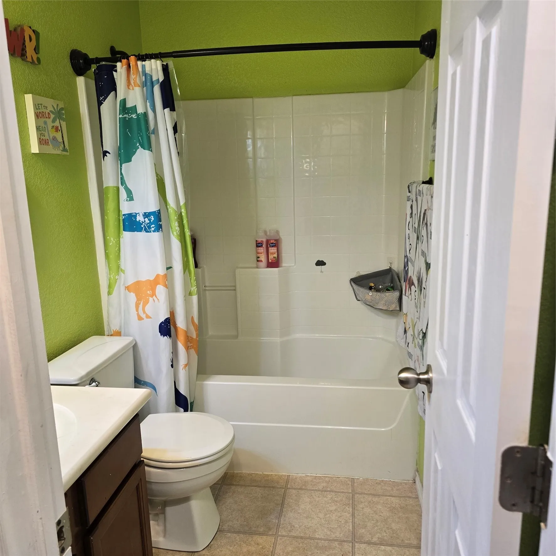 Single Family Residence For Sale in Williamson County , 212 Druse Lane, Jarrell, Texas 76537, 4 Bedroom, 2 Bathroom, 2 Garage spaces, 1,887 Sqft, built in 2008, mls#21301925, Real Estate Agent in Jarrell, Homes For Sale in Williamson county, Homes For Sale in Jarrell, Realtor in Jarrell Texas, Real Estate Brokerage Independent Realty Texas, Luminita Cordes Realtor