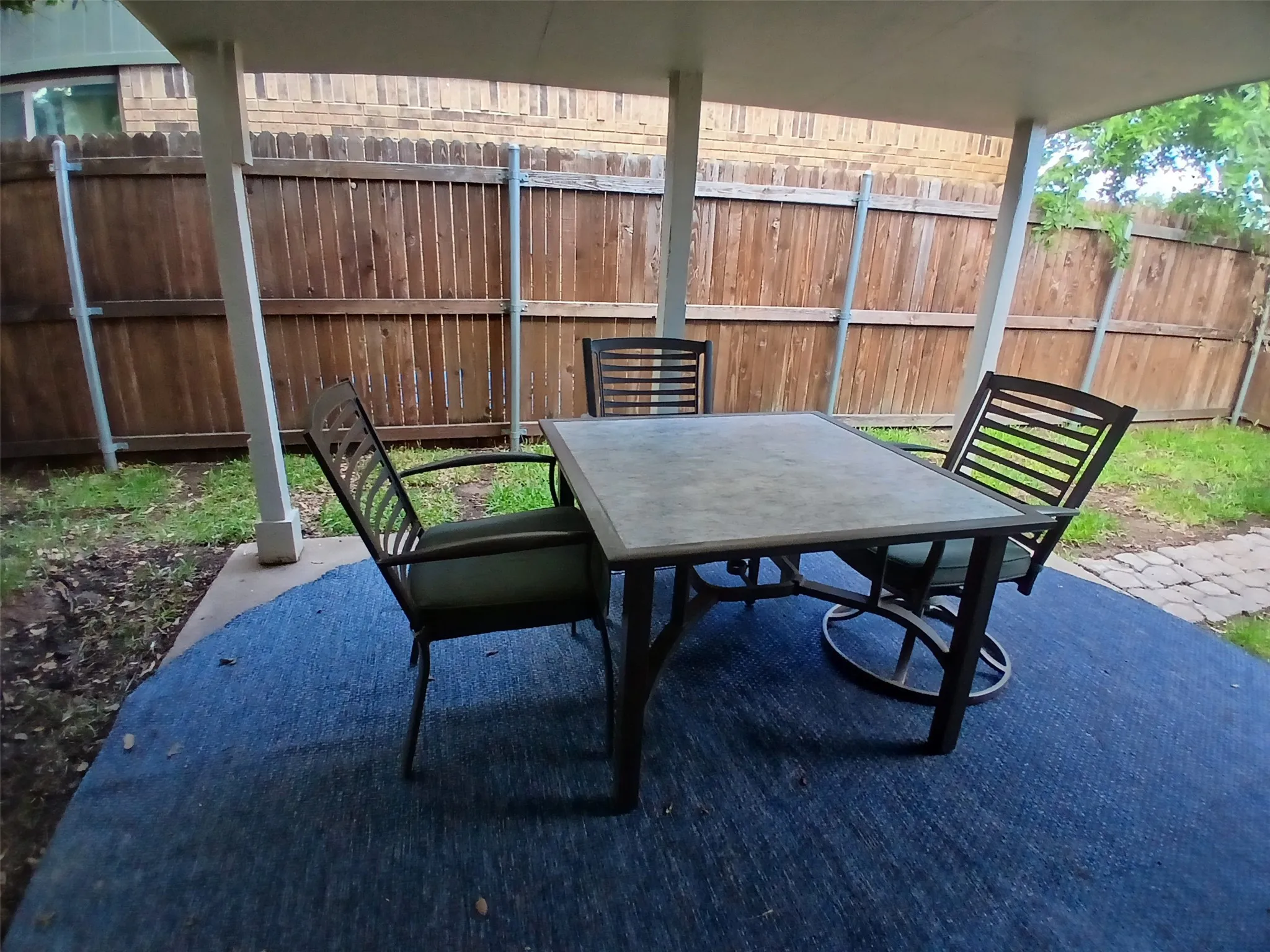 Single Family Residence For Rent in Denton County , 5616 Tucker Street, The Colony, Texas 75056, 5 Bedroom, 2 Bathroom, Garage spaces, 2,166 Sqft, built in 1983, mls#21301563, Real Estate Agent in The Colony, Homes For Rent in Denton county, Homes For Rent in The Colony, Realtor in The Colony Texas, Real Estate Brokerage Independent Realty Texas, Luminita Cordes Realtor