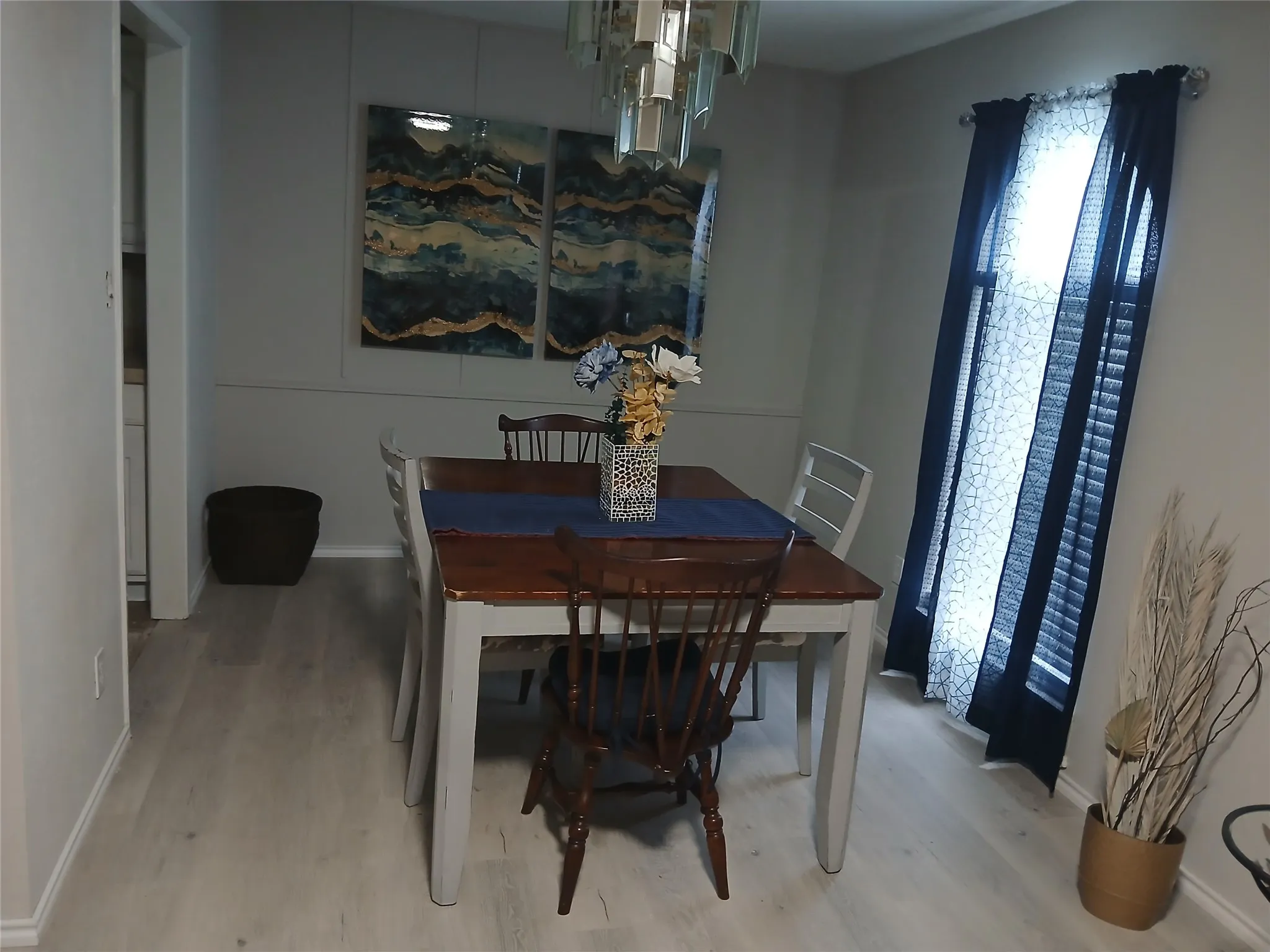 Single Family Residence For Rent in Denton County , 5616 Tucker Street, The Colony, Texas 75056, 5 Bedroom, 2 Bathroom, Garage spaces, 2,166 Sqft, built in 1983, mls#21301563, Real Estate Agent in The Colony, Homes For Rent in Denton county, Homes For Rent in The Colony, Realtor in The Colony Texas, Real Estate Brokerage Independent Realty Texas, Luminita Cordes Realtor