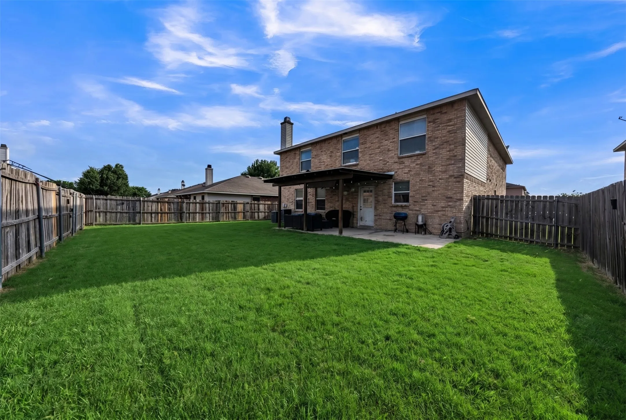 Single Family Residence For Sale in Tarrant County , 9129 Troy Drive, Fort Worth, Texas 76123, 5 Bedroom, 3 Bathroom, 2 Garage spaces, 3,607 Sqft, built in 2006, mls#21297446, Real Estate Agent in Fort Worth, Homes For Sale in Tarrant county, Homes For Sale in Fort Worth, Realtor in Fort Worth Texas, Real Estate Brokerage Independent Realty Texas, Luminita Cordes Realtor