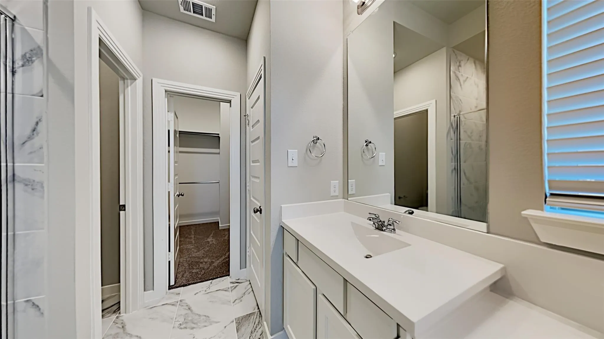 Single Family Residence For Rent in Kaufman County , 1552 Seminole Drive, Forney, Texas 75126, 5 Bedroom, 4 Bathroom, 2 Garage spaces, 2,874 Sqft, built in 2020, mls#21301940, Real Estate Agent in Forney, Homes For Rent in Kaufman county, Homes For Rent in Forney, Realtor in Forney Texas, Real Estate Brokerage Independent Realty Texas, Luminita Cordes Realtor