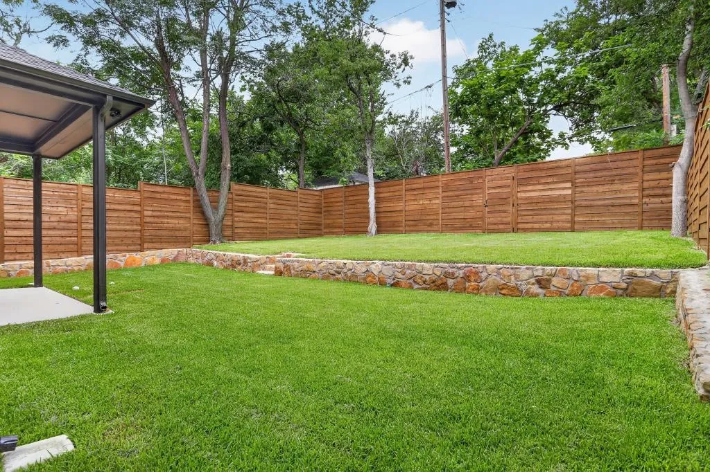 Single Family Residence For Sale in Dallas County , 1727 Ramsey, Dallas, Texas 75216, 4 Bedroom, 5 Bathroom, 2 Garage spaces, 2,702 Sqft, built in 2026, mls#21301953, Real Estate Agent in Dallas, Homes For Sale in Dallas county, Homes For Sale in Dallas, Realtor in Dallas Texas, Real Estate Brokerage Independent Realty Texas, Luminita Cordes Realtor