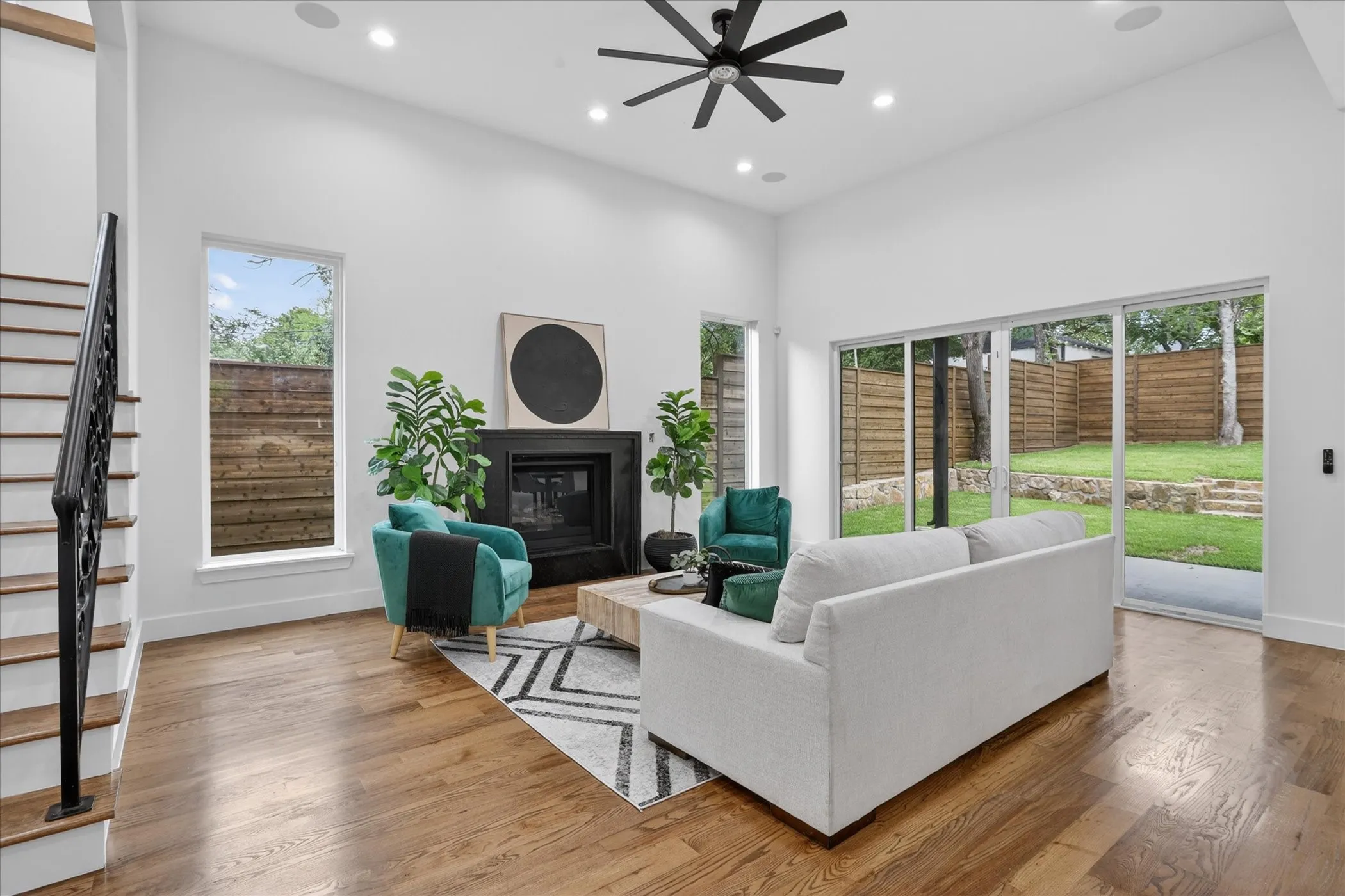 Single Family Residence For Sale in Dallas County , 1727 Ramsey, Dallas, Texas 75216, 4 Bedroom, 5 Bathroom, 2 Garage spaces, 2,702 Sqft, built in 2026, mls#21301953, Real Estate Agent in Dallas, Homes For Sale in Dallas county, Homes For Sale in Dallas, Realtor in Dallas Texas, Real Estate Brokerage Independent Realty Texas, Luminita Cordes Realtor