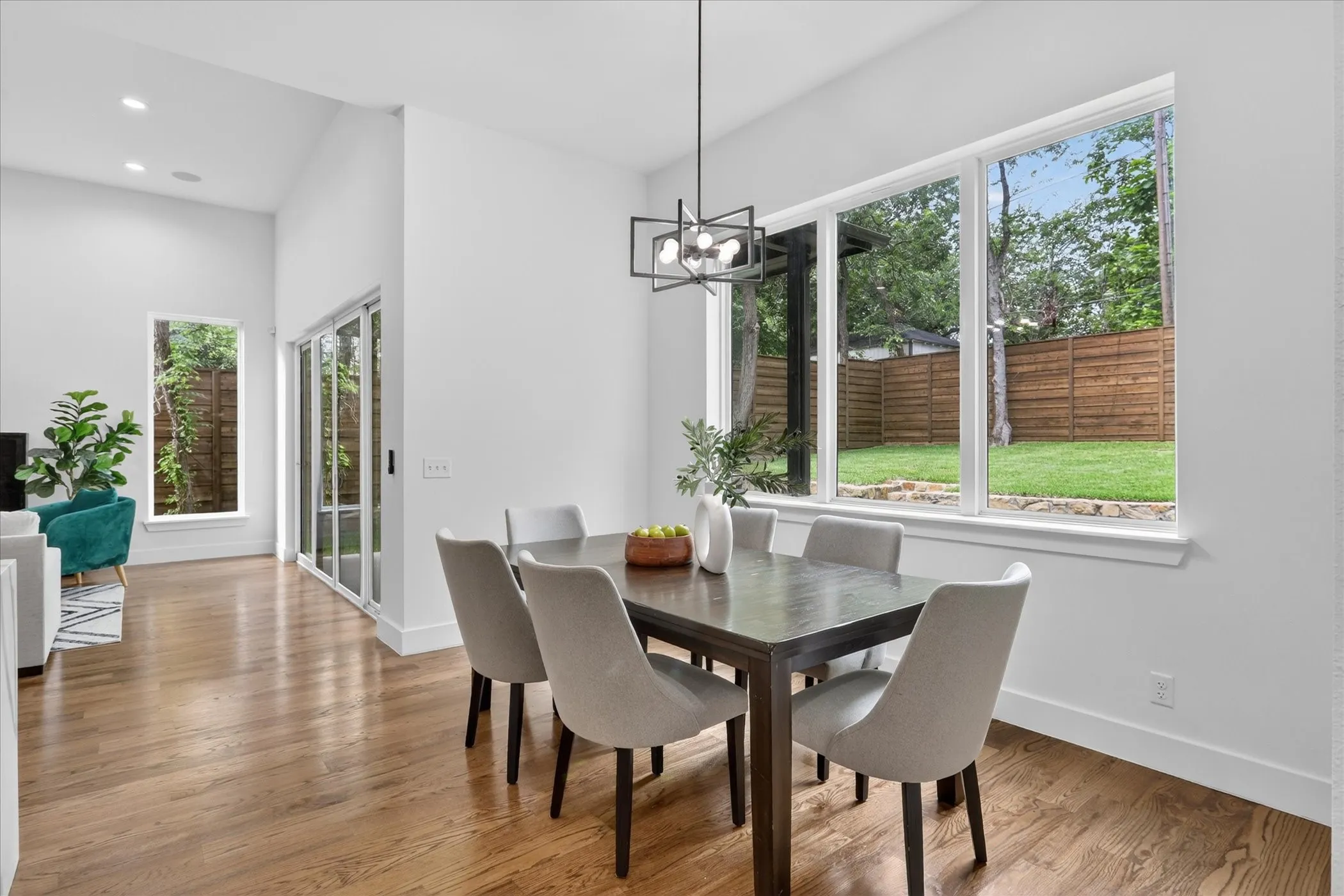 Single Family Residence For Sale in Dallas County , 1727 Ramsey, Dallas, Texas 75216, 4 Bedroom, 5 Bathroom, 2 Garage spaces, 2,702 Sqft, built in 2026, mls#21301953, Real Estate Agent in Dallas, Homes For Sale in Dallas county, Homes For Sale in Dallas, Realtor in Dallas Texas, Real Estate Brokerage Independent Realty Texas, Luminita Cordes Realtor