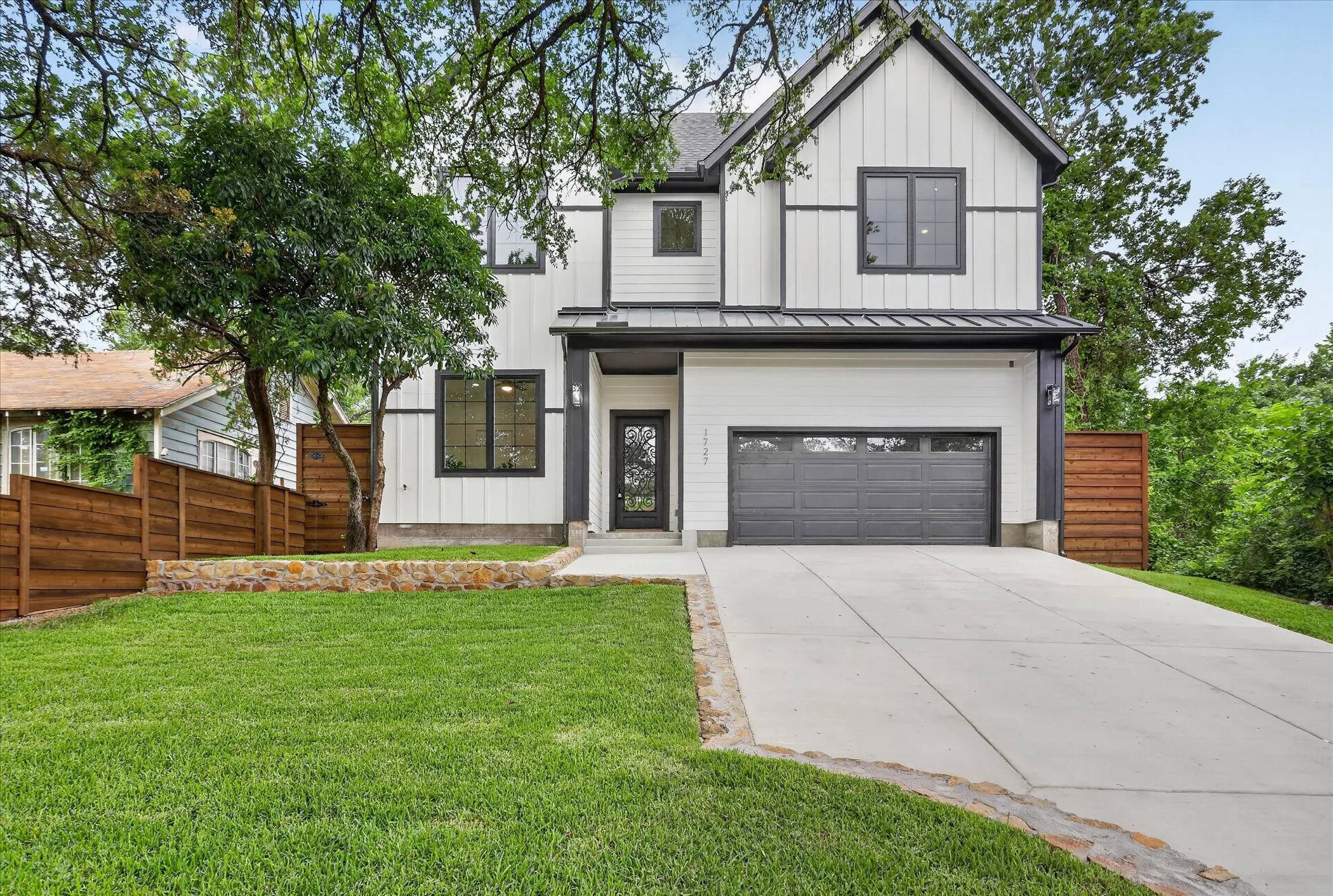 Single Family Residence For Sale in Dallas County , 1727 Ramsey, Dallas, Texas 75216, 4 Bedroom, 5 Bathroom, 2 Garage spaces, 2,702 Sqft, built in 2026, mls#21301953, Real Estate Agent in Dallas, Homes For Sale in Dallas county, Homes For Sale in Dallas, Realtor in Dallas Texas, Real Estate Brokerage Independent Realty Texas, Luminita Cordes Realtor