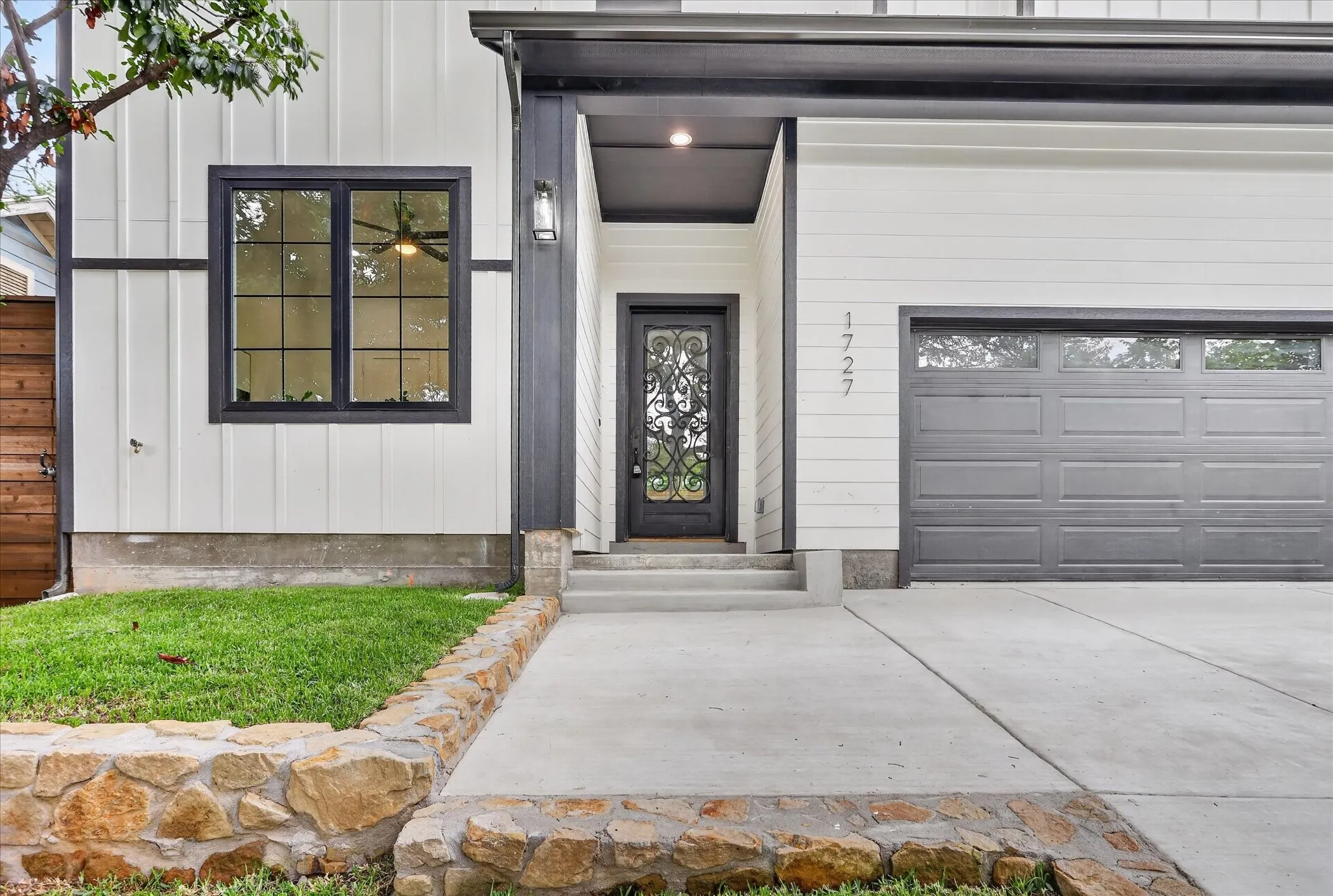 Single Family Residence For Sale in Dallas County , 1727 Ramsey, Dallas, Texas 75216, 4 Bedroom, 5 Bathroom, 2 Garage spaces, 2,702 Sqft, built in 2026, mls#21301953, Real Estate Agent in Dallas, Homes For Sale in Dallas county, Homes For Sale in Dallas, Realtor in Dallas Texas, Real Estate Brokerage Independent Realty Texas, Luminita Cordes Realtor