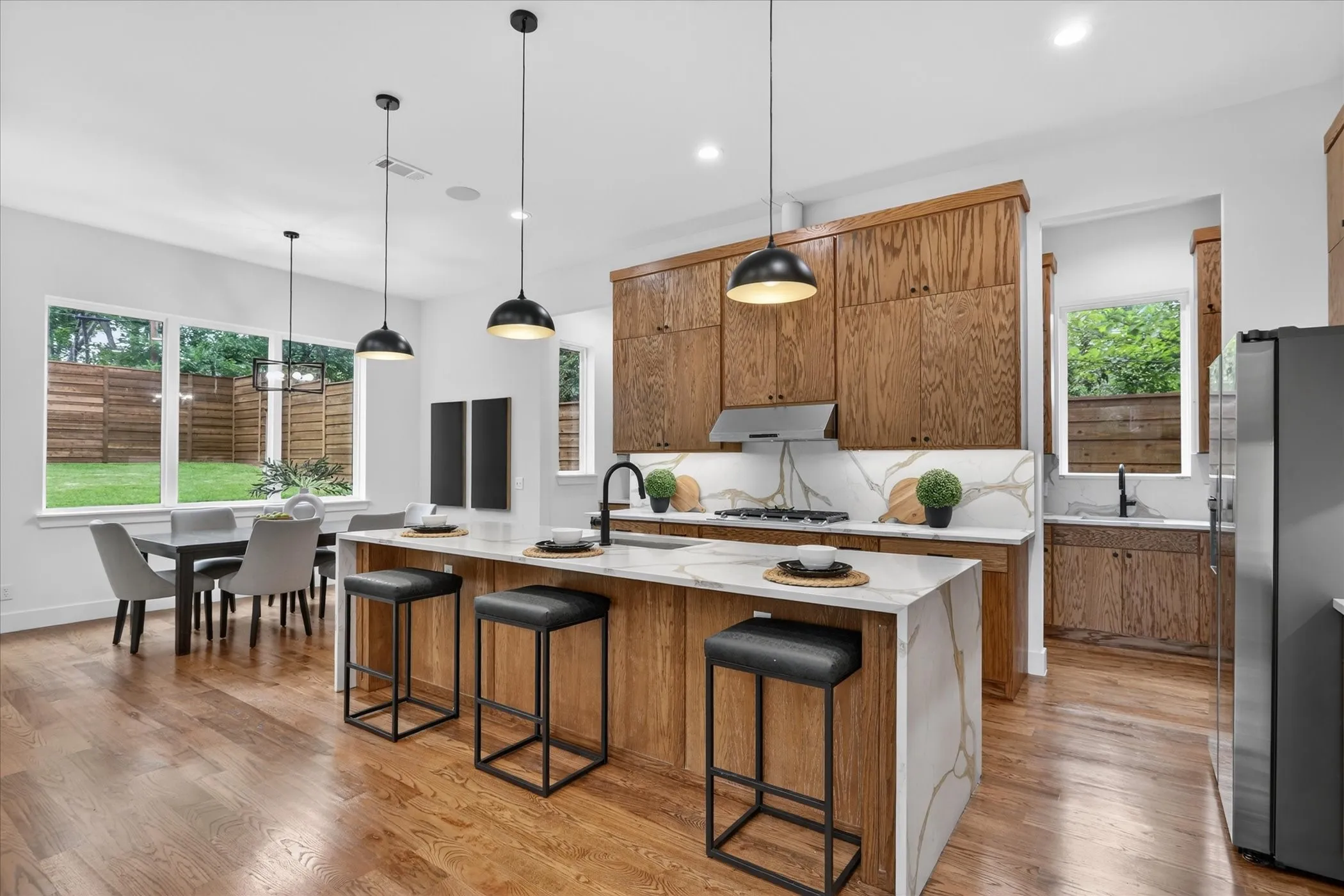 Single Family Residence For Sale in Dallas County , 1727 Ramsey, Dallas, Texas 75216, 4 Bedroom, 5 Bathroom, 2 Garage spaces, 2,702 Sqft, built in 2026, mls#21301953, Real Estate Agent in Dallas, Homes For Sale in Dallas county, Homes For Sale in Dallas, Realtor in Dallas Texas, Real Estate Brokerage Independent Realty Texas, Luminita Cordes Realtor