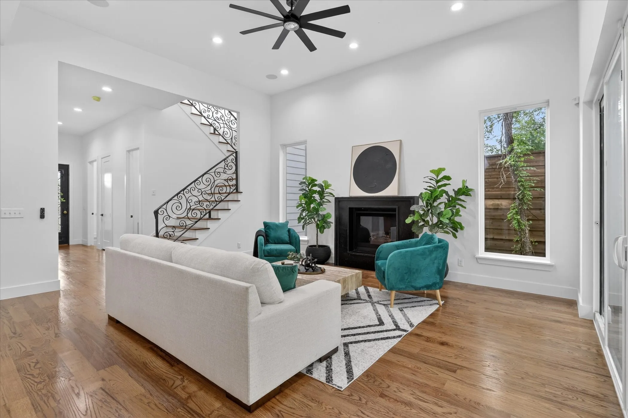 Single Family Residence For Sale in Dallas County , 1727 Ramsey, Dallas, Texas 75216, 4 Bedroom, 5 Bathroom, 2 Garage spaces, 2,702 Sqft, built in 2026, mls#21301953, Real Estate Agent in Dallas, Homes For Sale in Dallas county, Homes For Sale in Dallas, Realtor in Dallas Texas, Real Estate Brokerage Independent Realty Texas, Luminita Cordes Realtor