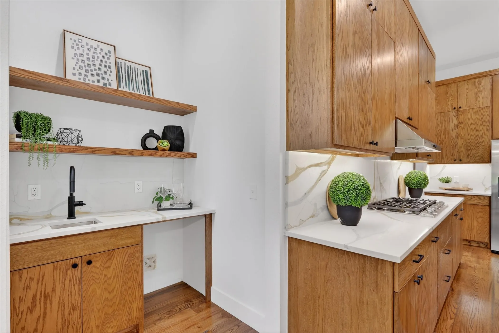 Single Family Residence For Sale in Dallas County , 1727 Ramsey, Dallas, Texas 75216, 4 Bedroom, 5 Bathroom, 2 Garage spaces, 2,702 Sqft, built in 2026, mls#21301953, Real Estate Agent in Dallas, Homes For Sale in Dallas county, Homes For Sale in Dallas, Realtor in Dallas Texas, Real Estate Brokerage Independent Realty Texas, Luminita Cordes Realtor