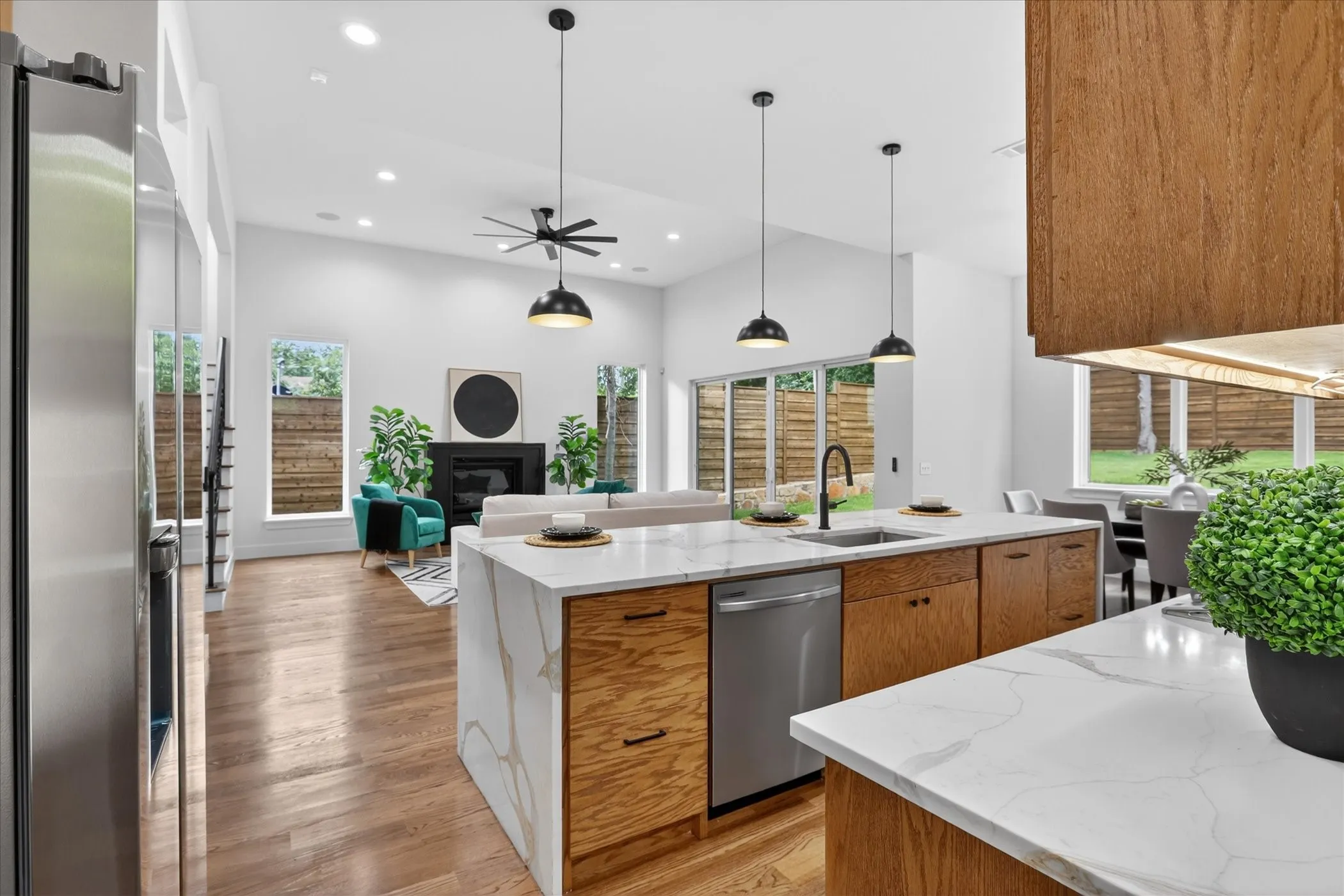 Single Family Residence For Sale in Dallas County , 1727 Ramsey, Dallas, Texas 75216, 4 Bedroom, 5 Bathroom, 2 Garage spaces, 2,702 Sqft, built in 2026, mls#21301953, Real Estate Agent in Dallas, Homes For Sale in Dallas county, Homes For Sale in Dallas, Realtor in Dallas Texas, Real Estate Brokerage Independent Realty Texas, Luminita Cordes Realtor