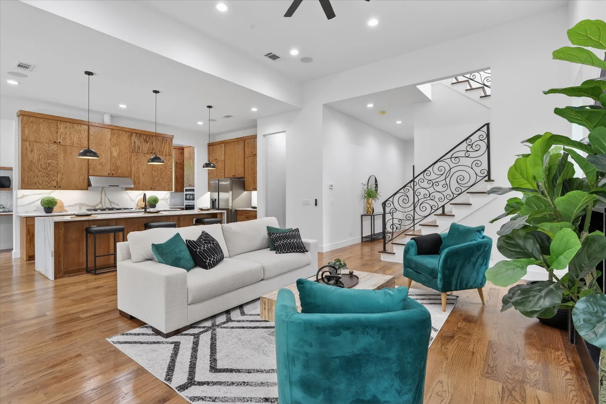Single Family Residence For Sale in Dallas County , 1727 Ramsey, Dallas, Texas 75216, 4 Bedroom, 5 Bathroom, 2 Garage spaces, 2,702 Sqft, built in 2026, mls#21301953, Real Estate Agent in Dallas, Homes For Sale in Dallas county, Homes For Sale in Dallas, Realtor in Dallas Texas, Real Estate Brokerage Independent Realty Texas, Luminita Cordes Realtor