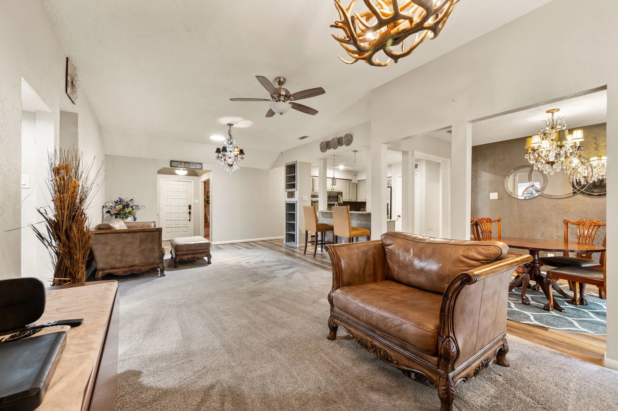 Single Family Residence For Sale in Dallas County , 8709 Forest Green Drive, Dallas, Texas 75243, 3 Bedroom, 3 Bathroom, 2 Garage spaces, 2,103 Sqft, built in 1974, mls#21301879, Real Estate Agent in Dallas, Homes For Sale in Dallas county, Homes For Sale in Dallas, Realtor in Dallas Texas, Real Estate Brokerage Independent Realty Texas, Luminita Cordes Realtor