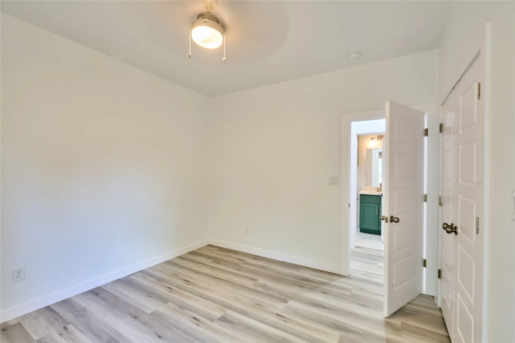 Single Family Residence For Sale in Tarrant County , 1405 E Maddox Avenue, Fort Worth, Texas 76104, 3 Bedroom, 2 Bathroom, 2 Garage spaces, 1,591 Sqft, built in 2026, mls#21301951, Real Estate Agent in Fort Worth, Homes For Sale in Tarrant county, Homes For Sale in Fort Worth, Realtor in Fort Worth Texas, Real Estate Brokerage Independent Realty Texas, Luminita Cordes Realtor