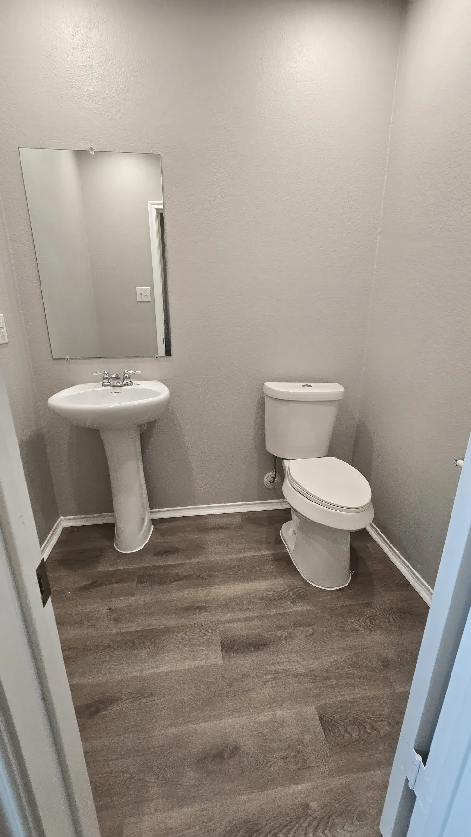 Single Family Residence For Sale in Collin County , 2101 Shady Glen Trail, Princeton, Texas 75407, 5 Bedroom, 3 Bathroom, 2 Garage spaces, 2,606 Sqft, built in 2015, mls#21301974, Real Estate Agent in Princeton, Homes For Sale in Collin county, Homes For Sale in Princeton, Realtor in Princeton Texas, Real Estate Brokerage Independent Realty Texas, Luminita Cordes Realtor