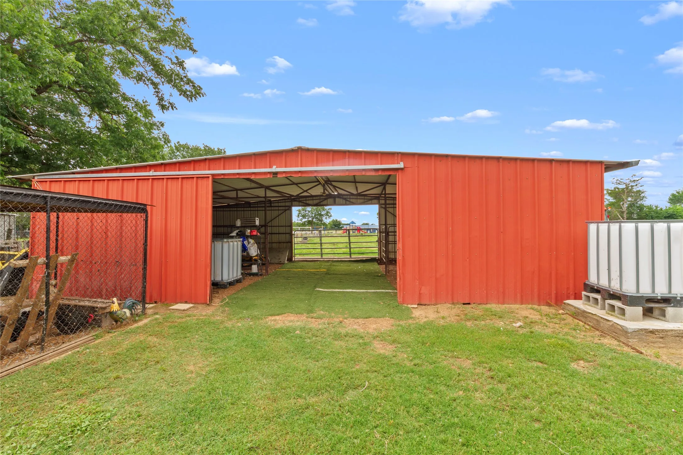 Single Family Residence For Sale in Freestone County , 110 N Avenue D, Wortham, Texas 76693, 3 Bedroom, 2 Bathroom, Garage spaces, 1,634 Sqft, built in 1985, mls#21301635, Real Estate Agent in Wortham, Homes For Sale in Freestone county, Homes For Sale in Wortham, Realtor in Wortham Texas, Real Estate Brokerage Independent Realty Texas, Luminita Cordes Realtor