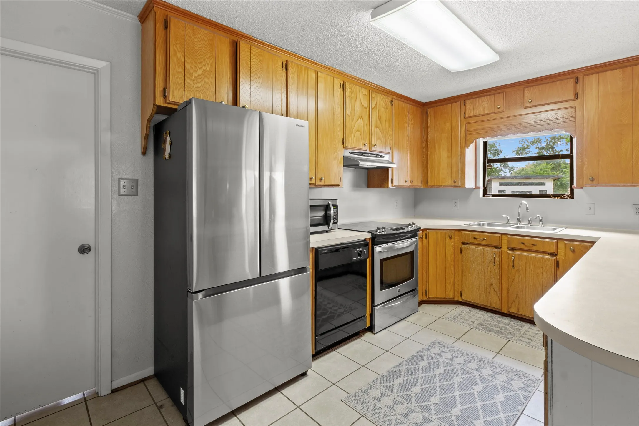 Single Family Residence For Sale in Freestone County , 110 N Avenue D, Wortham, Texas 76693, 3 Bedroom, 2 Bathroom, Garage spaces, 1,634 Sqft, built in 1985, mls#21301635, Real Estate Agent in Wortham, Homes For Sale in Freestone county, Homes For Sale in Wortham, Realtor in Wortham Texas, Real Estate Brokerage Independent Realty Texas, Luminita Cordes Realtor