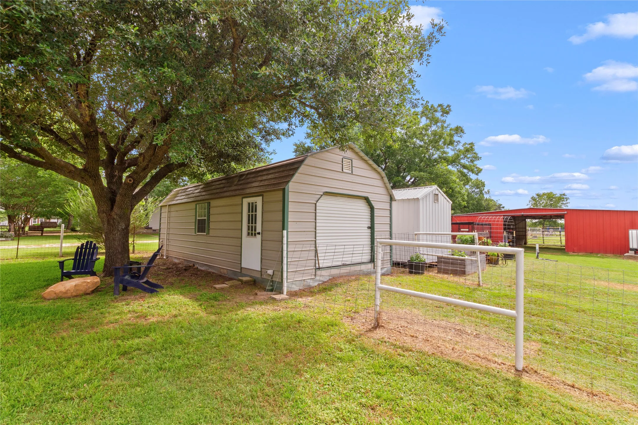 Single Family Residence For Sale in Freestone County , 110 N Avenue D, Wortham, Texas 76693, 3 Bedroom, 2 Bathroom, Garage spaces, 1,634 Sqft, built in 1985, mls#21301635, Real Estate Agent in Wortham, Homes For Sale in Freestone county, Homes For Sale in Wortham, Realtor in Wortham Texas, Real Estate Brokerage Independent Realty Texas, Luminita Cordes Realtor