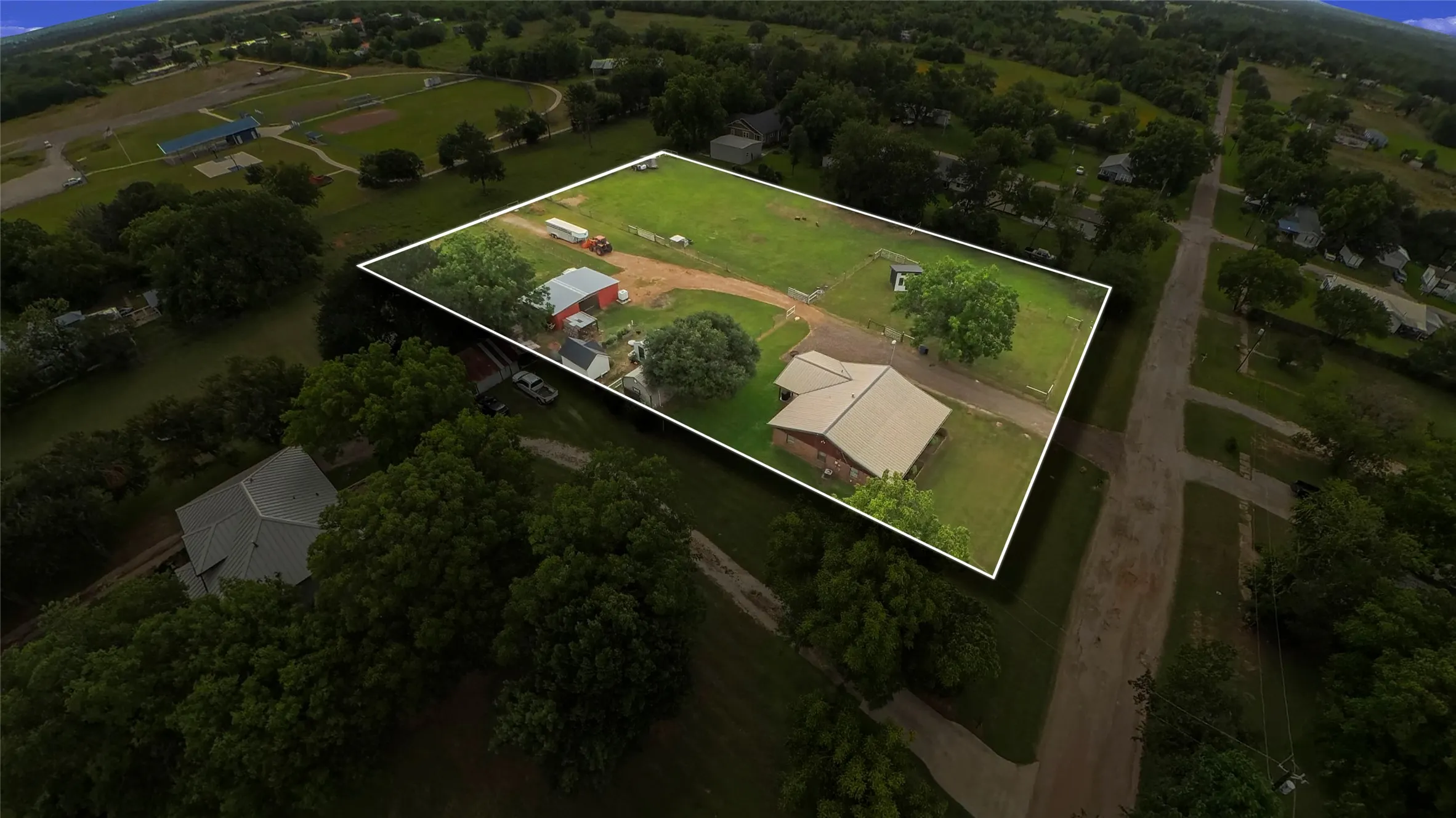 Single Family Residence For Sale in Freestone County , 110 N Avenue D, Wortham, Texas 76693, 3 Bedroom, 2 Bathroom, Garage spaces, 1,634 Sqft, built in 1985, mls#21301635, Real Estate Agent in Wortham, Homes For Sale in Freestone county, Homes For Sale in Wortham, Realtor in Wortham Texas, Real Estate Brokerage Independent Realty Texas, Luminita Cordes Realtor