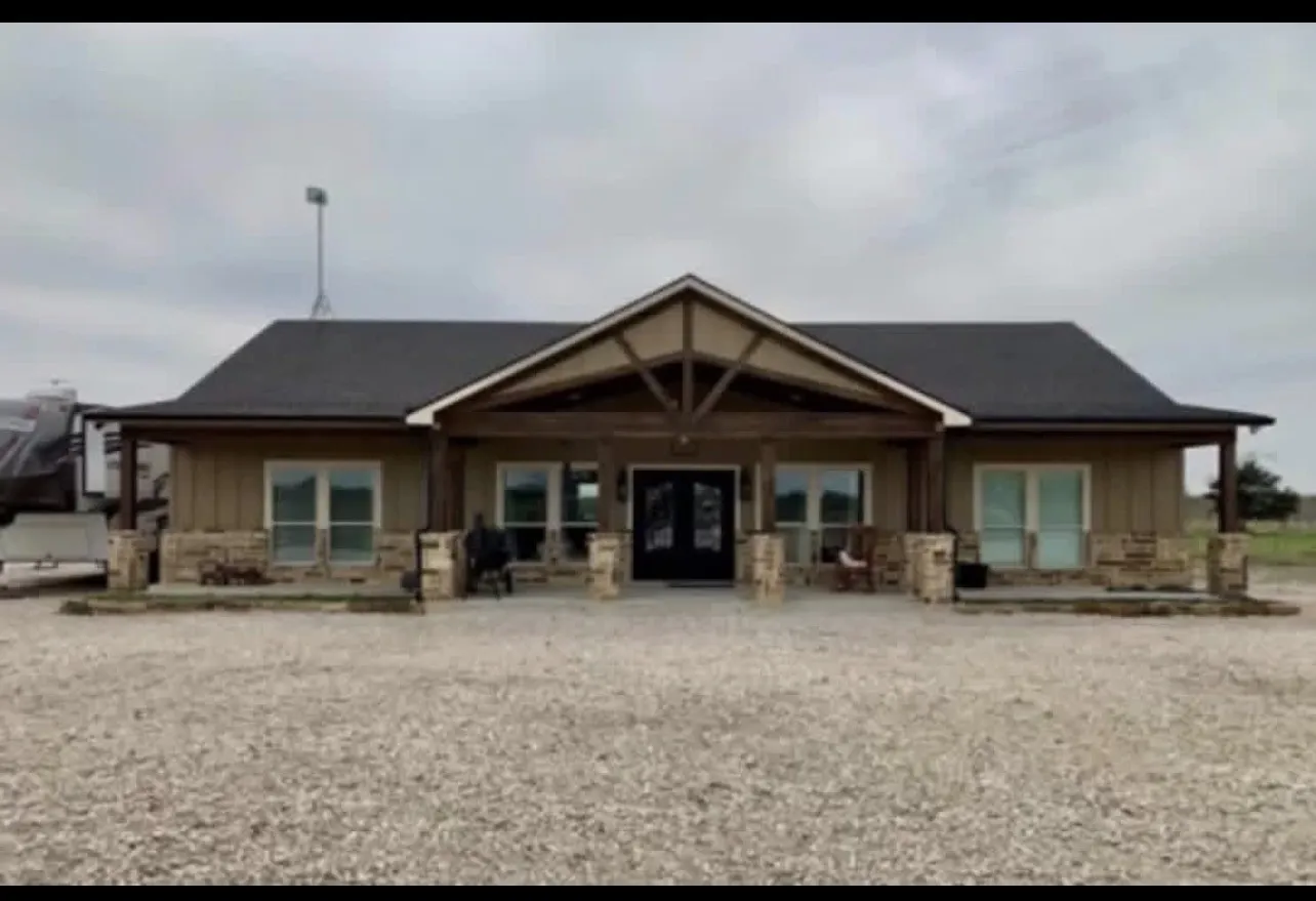 Farm For Sale in Kaufman County , 6037 Bluebird Lane, Kaufman, Texas 75142, 3 Bedroom, 2 Bathroom, Garage spaces, 2,400 Sqft, built in 2022, mls#21301612, Real Estate Agent in Kaufman, Homes For Sale in Kaufman county, Homes For Sale in Kaufman, Realtor in Kaufman Texas, Real Estate Brokerage Independent Realty Texas, Luminita Cordes Realtor