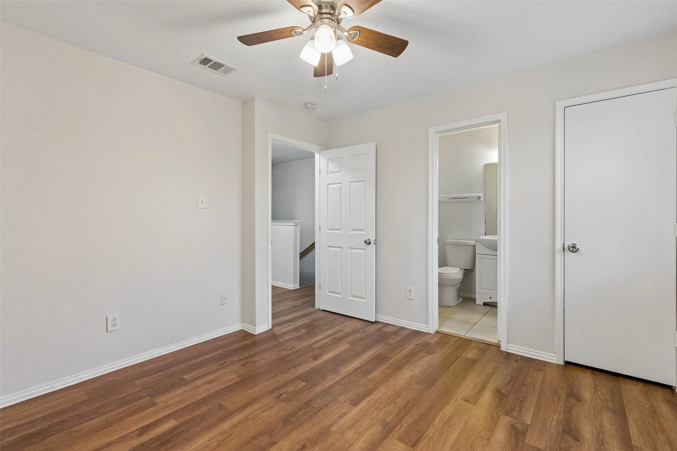 Duplex For Sale in Dallas County , 1401 Brook Meadow Circle, Lancaster, Texas 75134, 4 Bedroom, 5 Bathroom, 2 Garage spaces, 0 Sqft, built in 1985, mls#21289743, Real Estate Agent in Lancaster, Homes For Sale in Dallas county, Homes For Sale in Lancaster, Realtor in Lancaster Texas, Real Estate Brokerage Independent Realty Texas, Luminita Cordes Realtor
