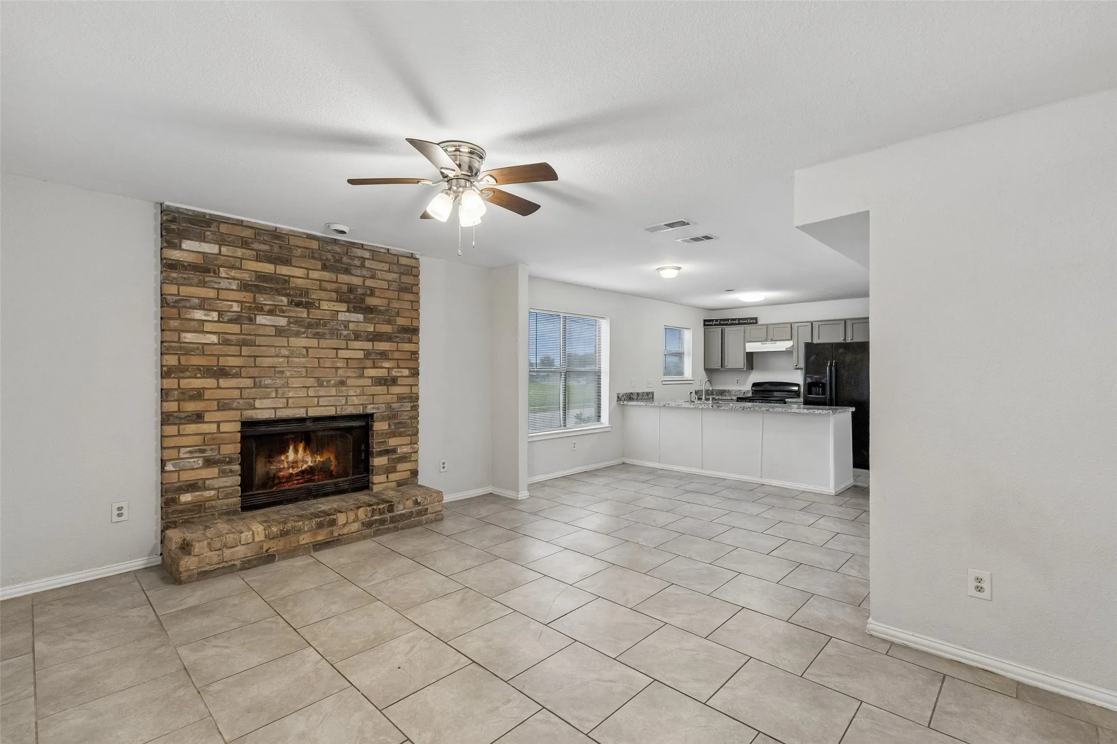 Duplex For Sale in Dallas County , 1401 Brook Meadow Circle, Lancaster, Texas 75134, 4 Bedroom, 5 Bathroom, 2 Garage spaces, 0 Sqft, built in 1985, mls#21289743, Real Estate Agent in Lancaster, Homes For Sale in Dallas county, Homes For Sale in Lancaster, Realtor in Lancaster Texas, Real Estate Brokerage Independent Realty Texas, Luminita Cordes Realtor