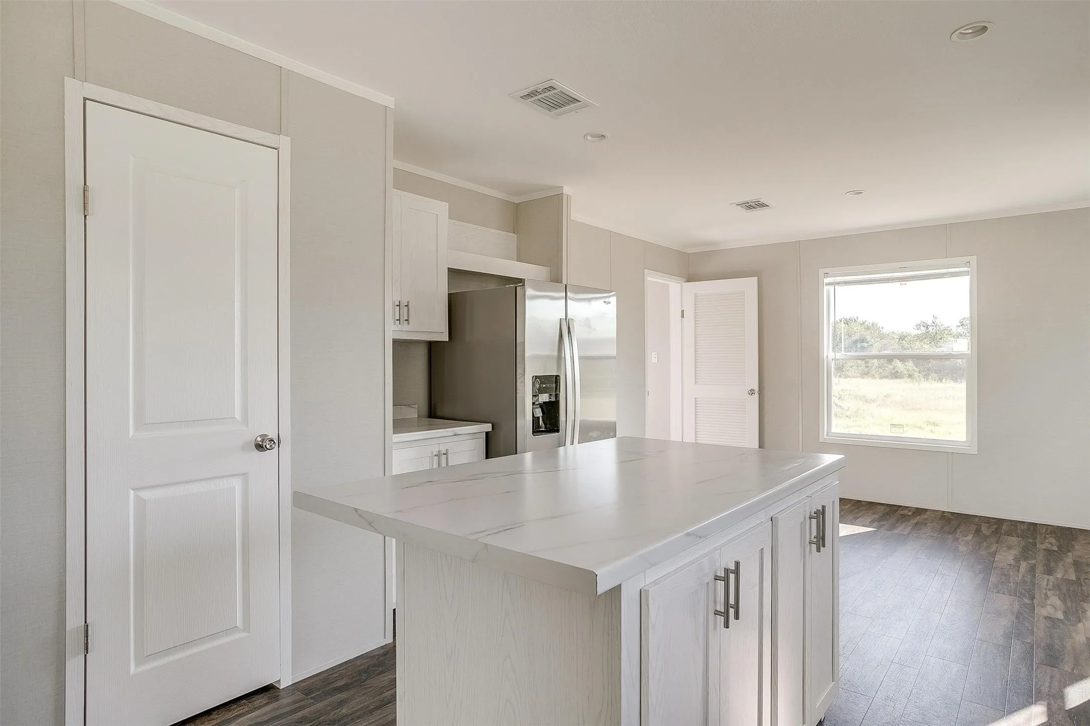 Manufactured Home For Sale in Johnson County , 4417 County Road 423, Grandview, Texas 76050, 4 Bedroom, 2 Bathroom, Garage spaces, 1,568 Sqft, built in 2024, mls#21287917, Real Estate Agent in Grandview, Homes For Sale in Johnson county, Homes For Sale in Grandview, Realtor in Grandview Texas, Real Estate Brokerage Independent Realty Texas, Luminita Cordes Realtor