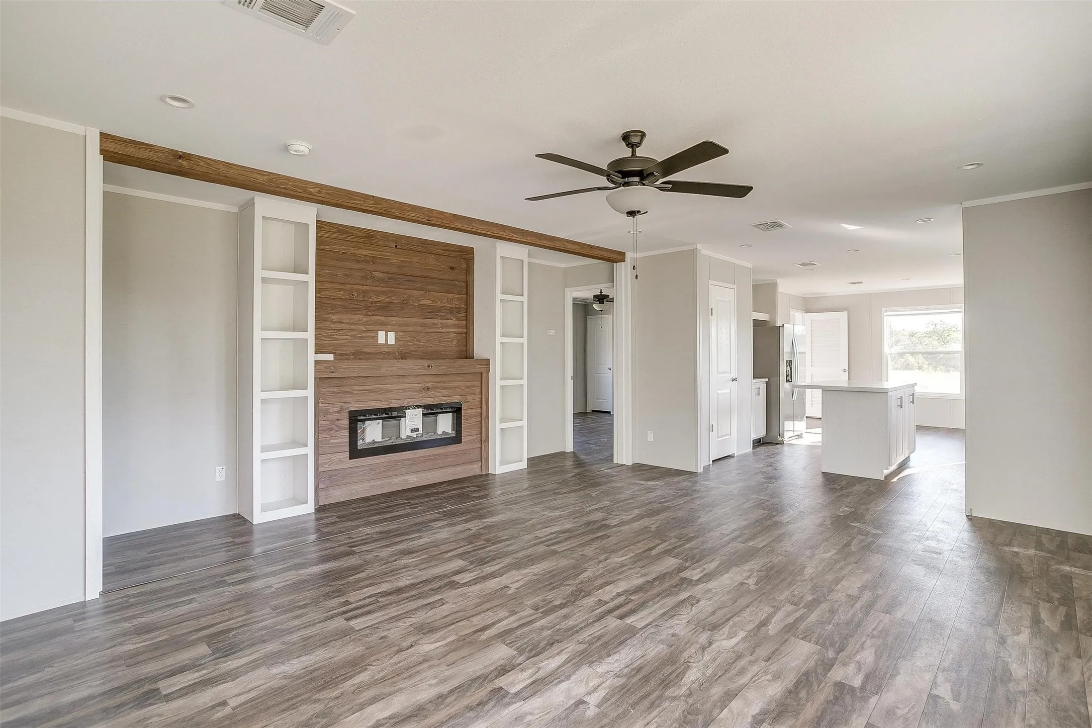 Manufactured Home For Sale in Johnson County , 4417 County Road 423, Grandview, Texas 76050, 4 Bedroom, 2 Bathroom, Garage spaces, 1,568 Sqft, built in 2024, mls#21287917, Real Estate Agent in Grandview, Homes For Sale in Johnson county, Homes For Sale in Grandview, Realtor in Grandview Texas, Real Estate Brokerage Independent Realty Texas, Luminita Cordes Realtor