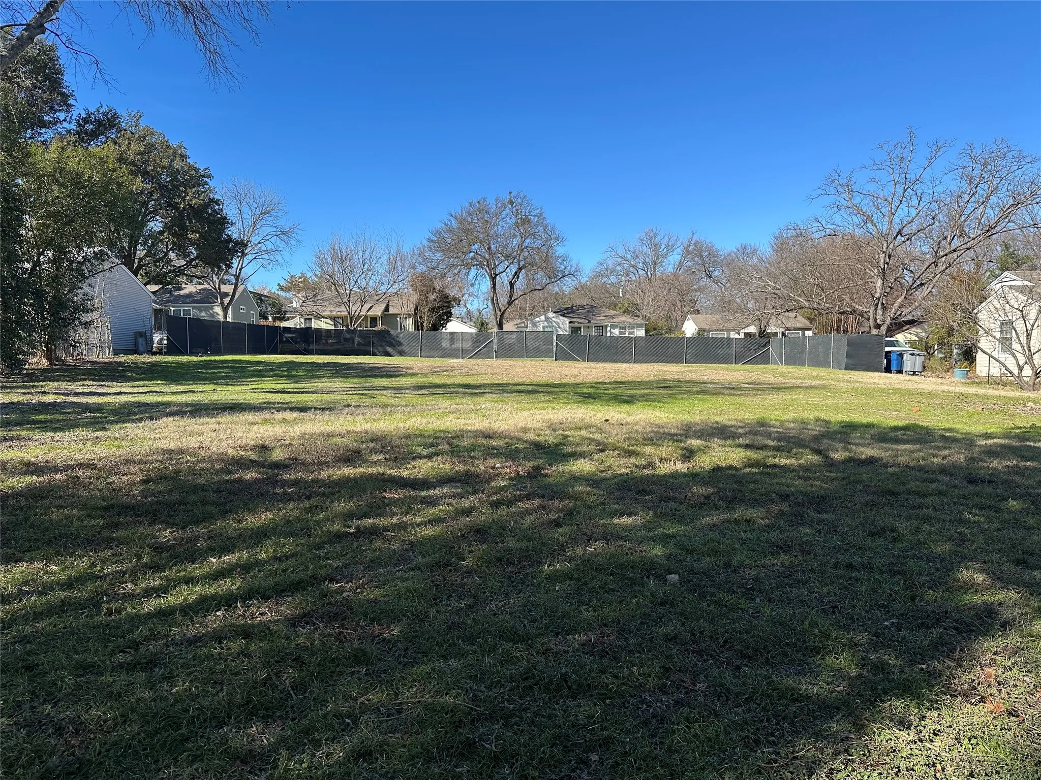 Improved Land For Sale in Dallas County , 9538 Peninsula Drive, Dallas, Texas 75218, 0, 0, Garage spaces, 0 Sqft, built in 1940, mls#21301996, Real Estate Agent in Dallas, Homes For Sale in Dallas county, Homes For Sale in Dallas, Realtor in Dallas Texas, Real Estate Brokerage Independent Realty Texas, Luminita Cordes Realtor