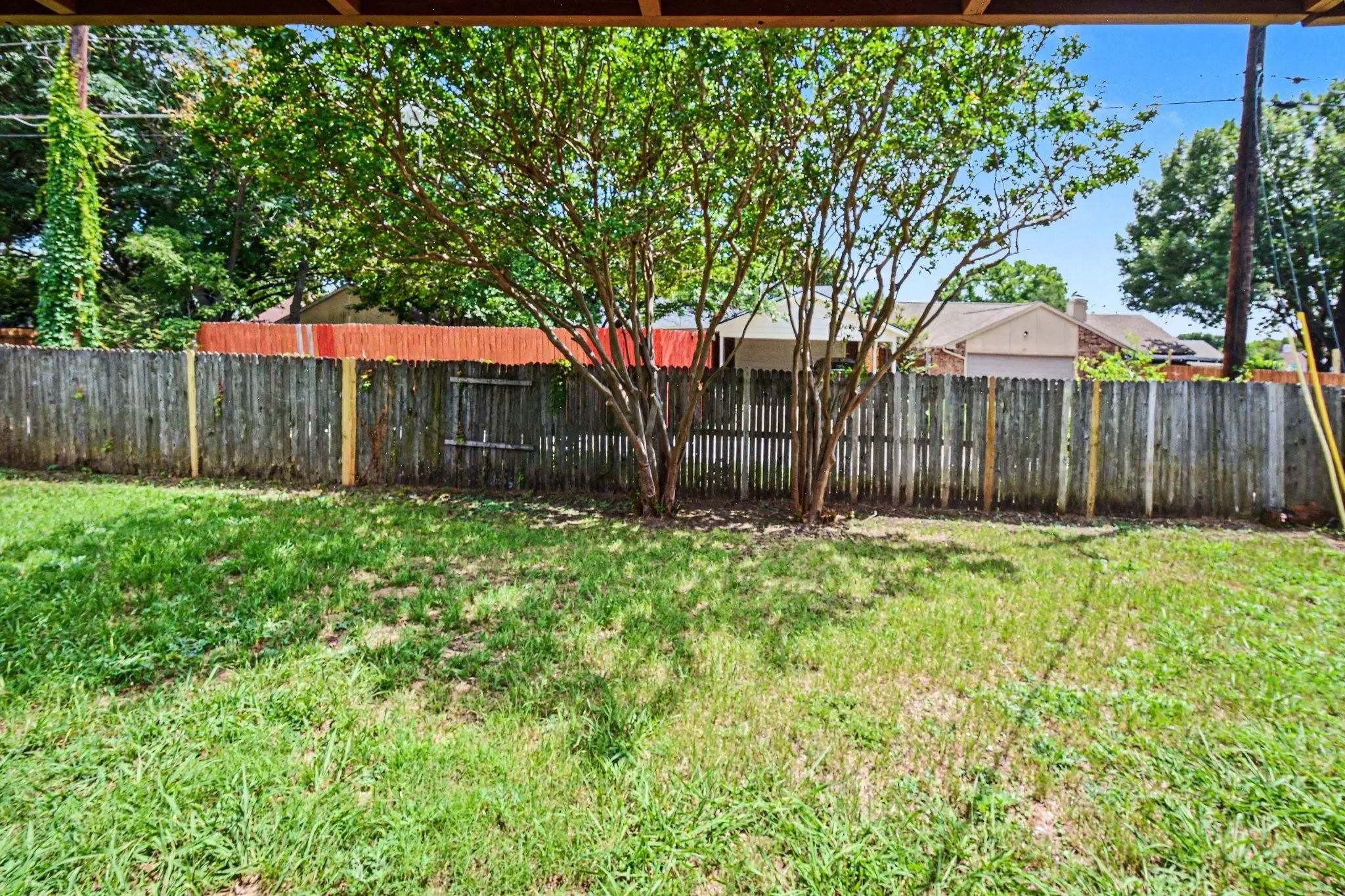 Single Family Residence For Sale in Collin County , 538 Ridgemont Drive, Allen, Texas 75002, 3 Bedroom, 2 Bathroom, 1 Garage spaces, 1,360 Sqft, built in 1977, mls#21300161, Real Estate Agent in Allen, Homes For Sale in Collin county, Homes For Sale in Allen, Realtor in Allen Texas, Real Estate Brokerage Independent Realty Texas, Luminita Cordes Realtor