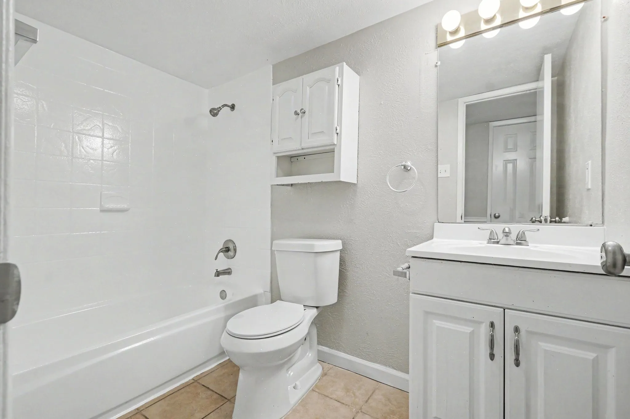 Single Family Residence For Sale in Collin County , 538 Ridgemont Drive, Allen, Texas 75002, 3 Bedroom, 2 Bathroom, 1 Garage spaces, 1,360 Sqft, built in 1977, mls#21300161, Real Estate Agent in Allen, Homes For Sale in Collin county, Homes For Sale in Allen, Realtor in Allen Texas, Real Estate Brokerage Independent Realty Texas, Luminita Cordes Realtor