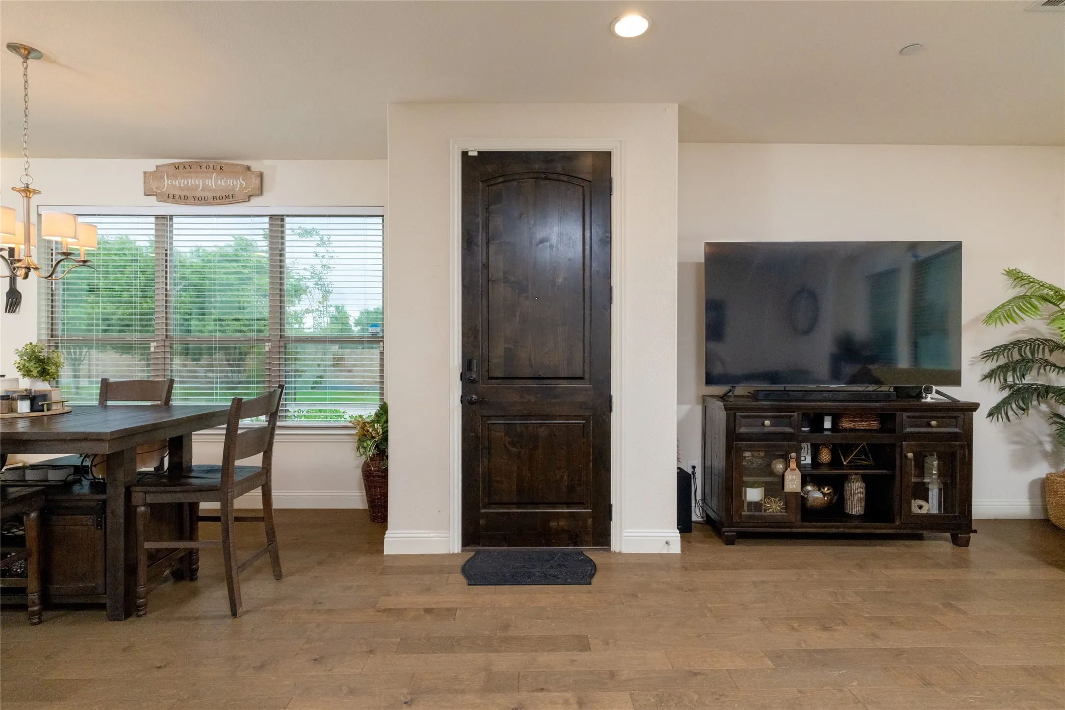 Townhouse For Sale in Collin County , 3000 Gaylord Drive, Mc Kinney, Texas 75070, 3 Bedrooms, 3 Bathrooms, 2 Garage spaces, 1,980 Sqft, built in 2018, Price $370,000, mls#21273466, Real Estate Agent in Mc Kinney, Homes For Sale in Collin county, Homes For Sale in Mc Kinney, Realtor in Mc Kinney Texas, Real Estate Brokerage Independent Realty Texas, Luminita Cordes Realtor