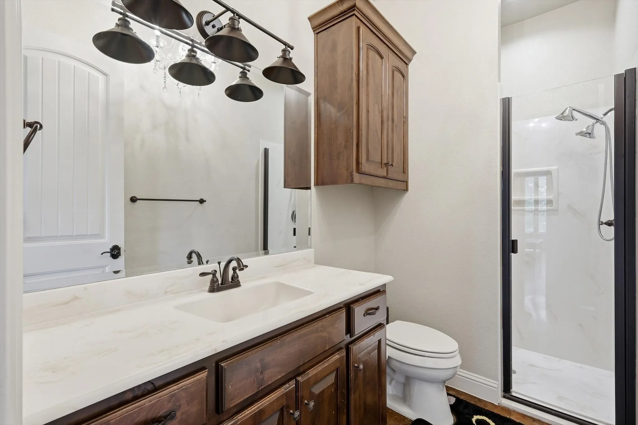Single Family Residence For Sale in Dallas County , 1040 Lighthouse Court, Grand Prairie, Texas 75104, 5 Bedroom, 5 Bathroom, 5 Garage spaces, 3,960 Sqft, built in 2015, mls#21299273, Real Estate Agent in Grand Prairie, Homes For Sale in Dallas county, Homes For Sale in Grand Prairie, Realtor in Grand Prairie Texas, Real Estate Brokerage Independent Realty Texas, Luminita Cordes Realtor