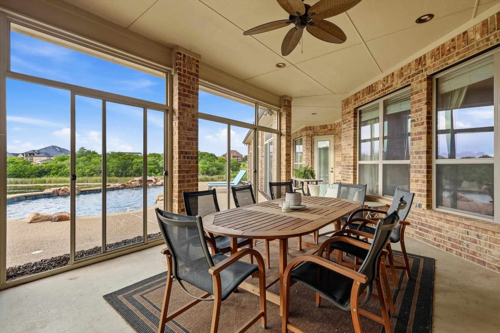 Single Family Residence For Sale in Dallas County , 1040 Lighthouse Court, Grand Prairie, Texas 75104, 5 Bedroom, 5 Bathroom, 5 Garage spaces, 3,960 Sqft, built in 2015, mls#21299273, Real Estate Agent in Grand Prairie, Homes For Sale in Dallas county, Homes For Sale in Grand Prairie, Realtor in Grand Prairie Texas, Real Estate Brokerage Independent Realty Texas, Luminita Cordes Realtor