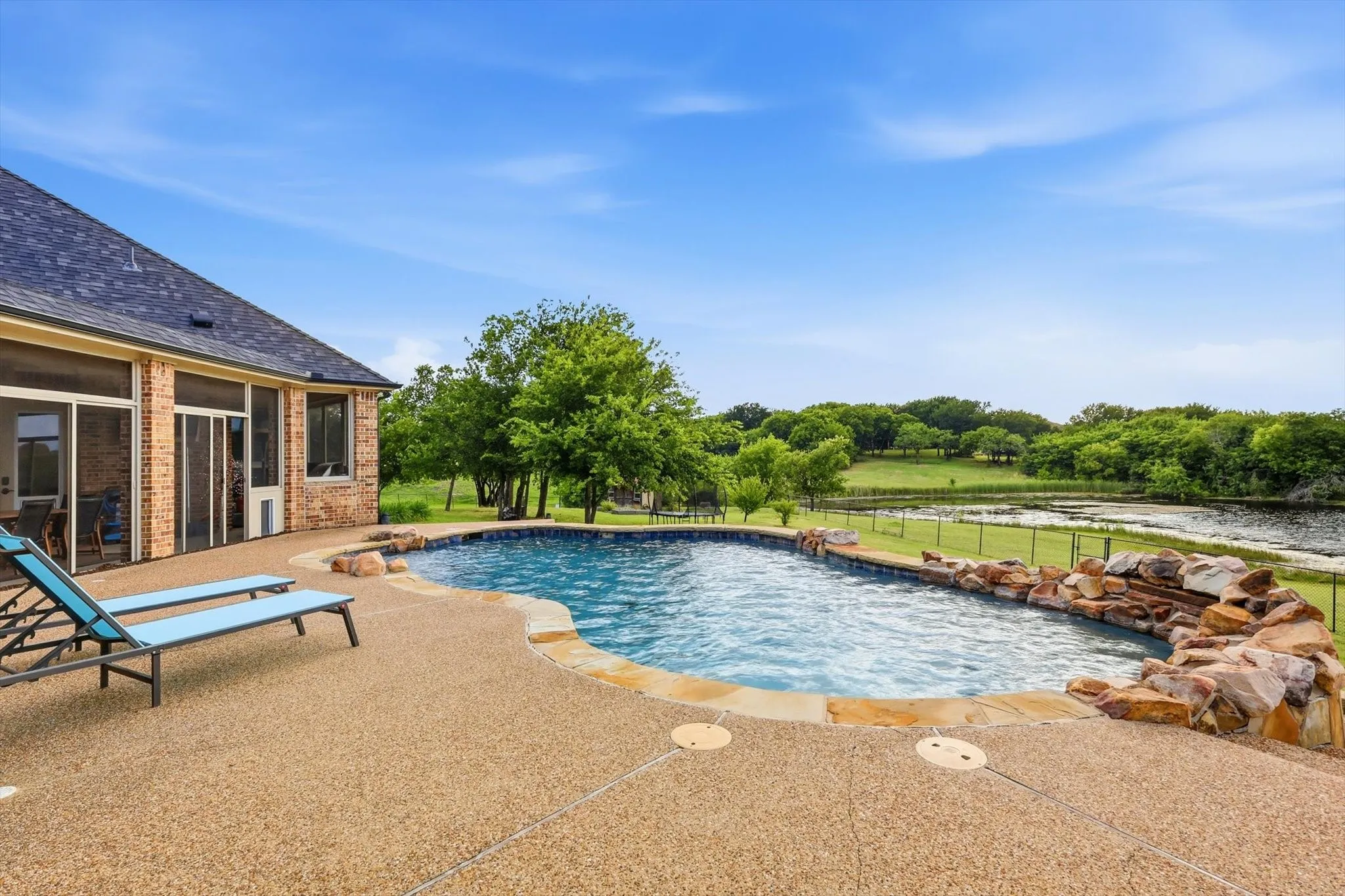 Single Family Residence For Sale in Dallas County , 1040 Lighthouse Court, Grand Prairie, Texas 75104, 5 Bedroom, 5 Bathroom, 5 Garage spaces, 3,960 Sqft, built in 2015, mls#21299273, Real Estate Agent in Grand Prairie, Homes For Sale in Dallas county, Homes For Sale in Grand Prairie, Realtor in Grand Prairie Texas, Real Estate Brokerage Independent Realty Texas, Luminita Cordes Realtor