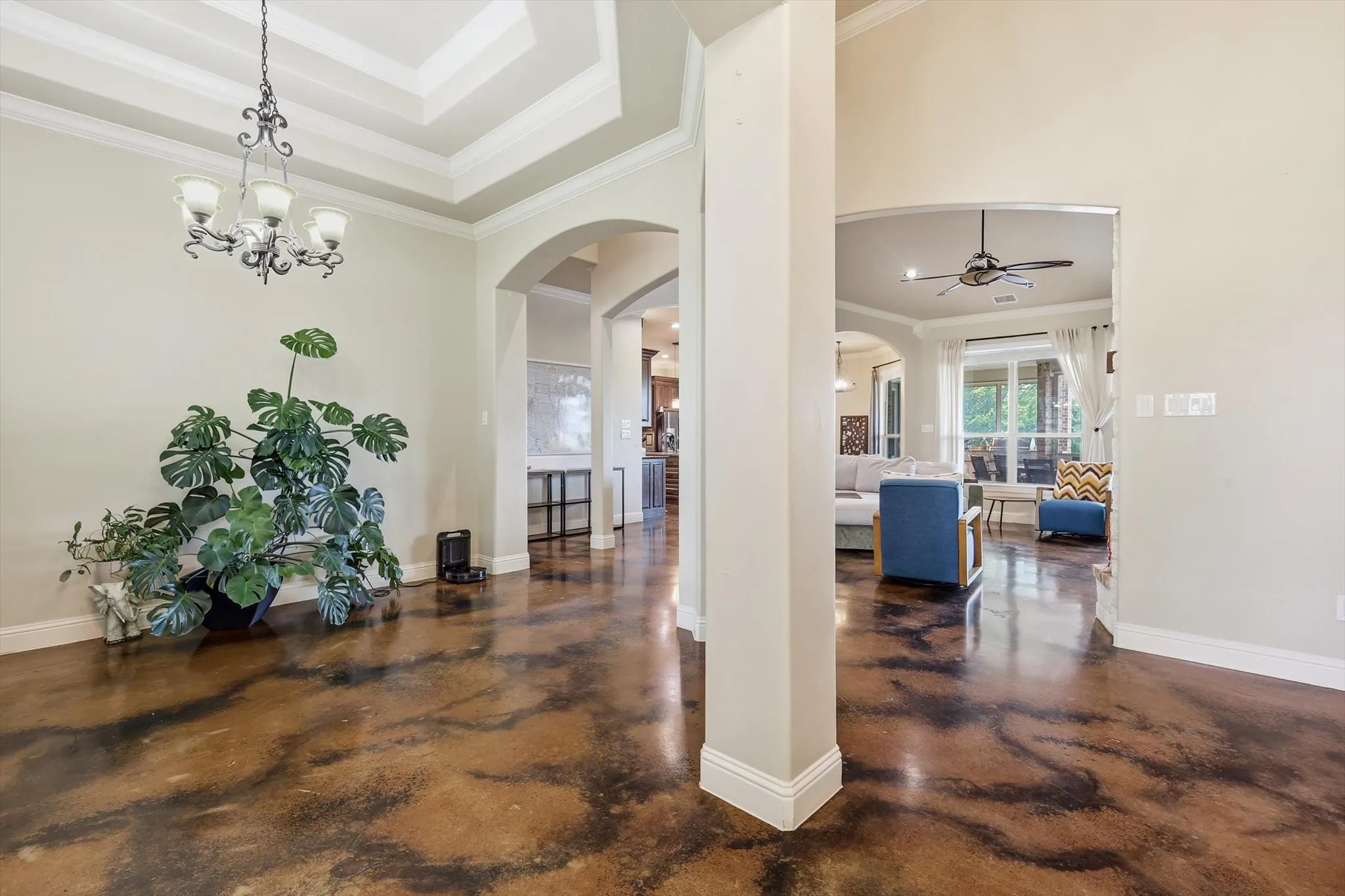 Single Family Residence For Sale in Dallas County , 1040 Lighthouse Court, Grand Prairie, Texas 75104, 5 Bedroom, 5 Bathroom, 5 Garage spaces, 3,960 Sqft, built in 2015, mls#21299273, Real Estate Agent in Grand Prairie, Homes For Sale in Dallas county, Homes For Sale in Grand Prairie, Realtor in Grand Prairie Texas, Real Estate Brokerage Independent Realty Texas, Luminita Cordes Realtor