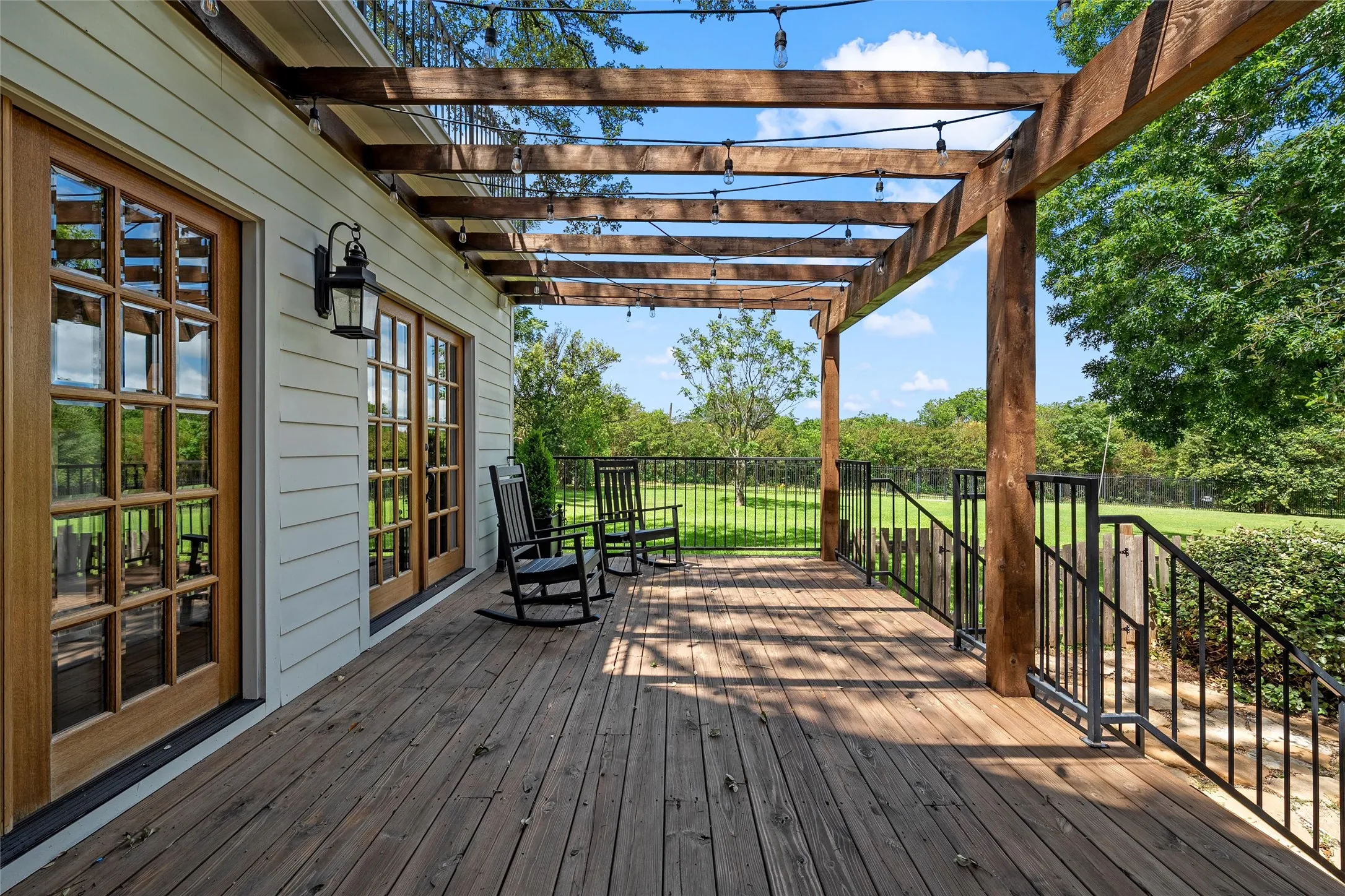 Single Family Residence For Sale in Mc Lennan County , 3601 Hillcrest Drive, Waco, Texas 76708, 5 Bedroom, 4 Bathroom, 2 Garage spaces, 4,606 Sqft, built in 1903, mls#21298486, Real Estate Agent in Waco, Homes For Sale in Mc Lennan county, Homes For Sale in Waco, Realtor in Waco Texas, Real Estate Brokerage Independent Realty Texas, Luminita Cordes Realtor