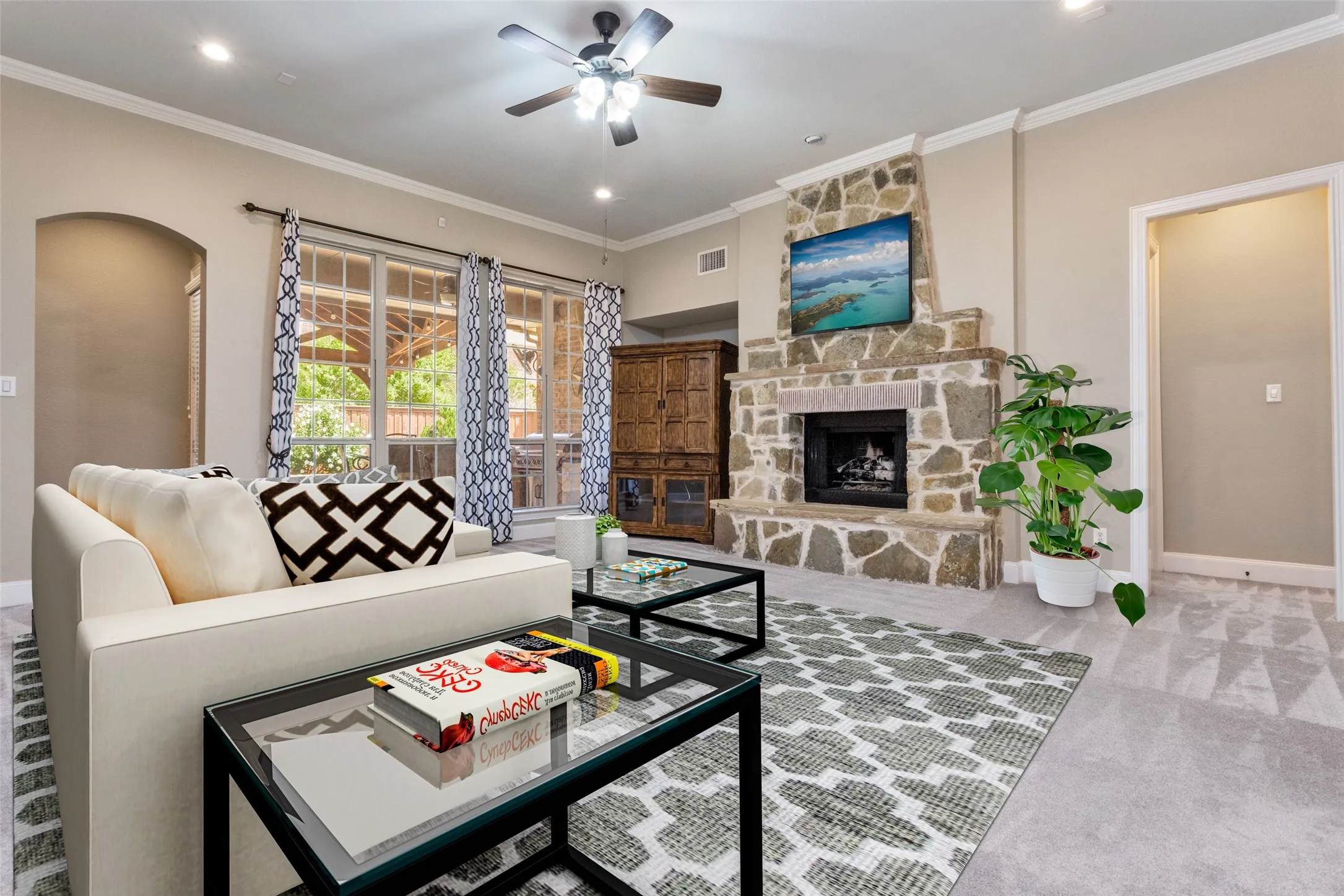 Single Family Residence For Rent in Collin County , 13336 Thornton Drive, Frisco, Texas 75035, 5 Bedroom, 5 Bathroom, 3 Garage spaces, 4,645 Sqft, built in 2009, mls#21301766, Real Estate Agent in Frisco, Homes For Rent in Collin county, Homes For Rent in Frisco, Realtor in Frisco Texas, Real Estate Brokerage Independent Realty Texas, Luminita Cordes Realtor