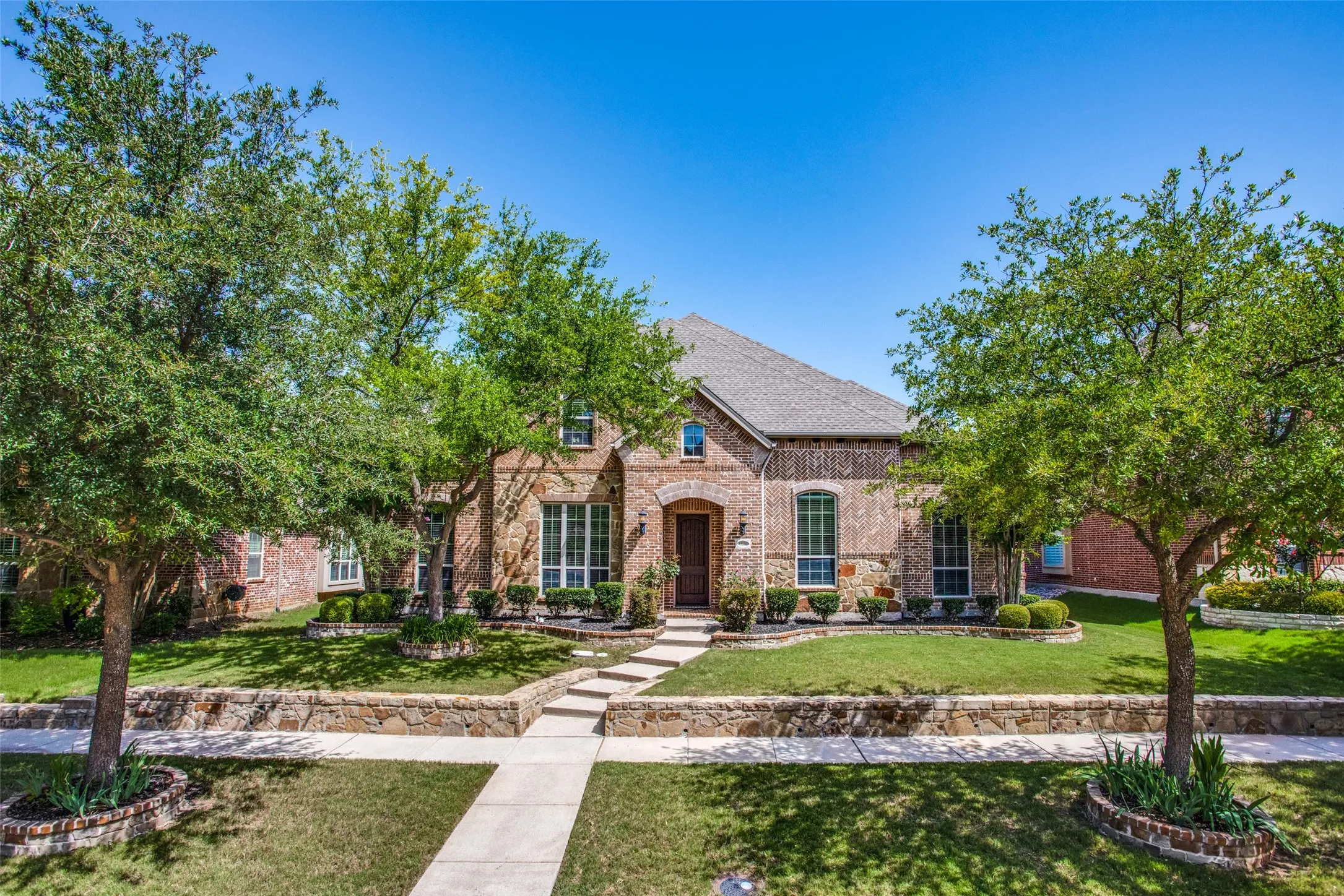 Single Family Residence For Rent in Collin County , 13336 Thornton Drive, Frisco, Texas 75035, 5 Bedroom, 5 Bathroom, 3 Garage spaces, 4,645 Sqft, built in 2009, mls#21301766, Real Estate Agent in Frisco, Homes For Rent in Collin county, Homes For Rent in Frisco, Realtor in Frisco Texas, Real Estate Brokerage Independent Realty Texas, Luminita Cordes Realtor