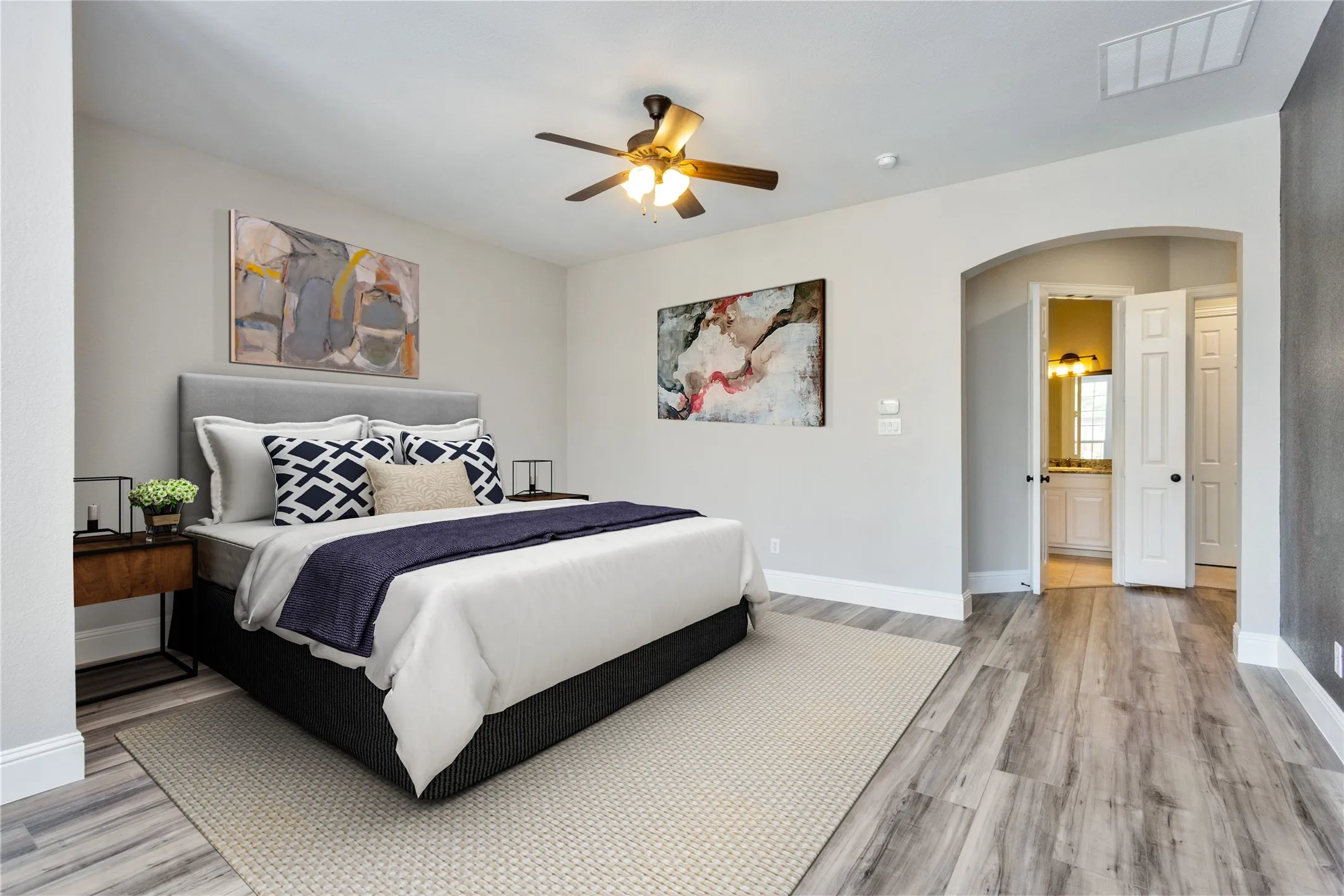 Single Family Residence For Rent in Collin County , 13336 Thornton Drive, Frisco, Texas 75035, 5 Bedroom, 5 Bathroom, 3 Garage spaces, 4,645 Sqft, built in 2009, mls#21301766, Real Estate Agent in Frisco, Homes For Rent in Collin county, Homes For Rent in Frisco, Realtor in Frisco Texas, Real Estate Brokerage Independent Realty Texas, Luminita Cordes Realtor