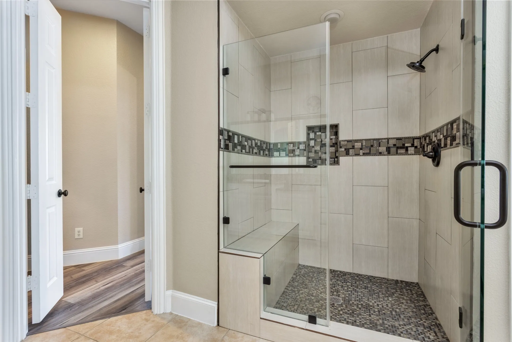 Single Family Residence For Rent in Collin County , 13336 Thornton Drive, Frisco, Texas 75035, 5 Bedroom, 5 Bathroom, 3 Garage spaces, 4,645 Sqft, built in 2009, mls#21301766, Real Estate Agent in Frisco, Homes For Rent in Collin county, Homes For Rent in Frisco, Realtor in Frisco Texas, Real Estate Brokerage Independent Realty Texas, Luminita Cordes Realtor