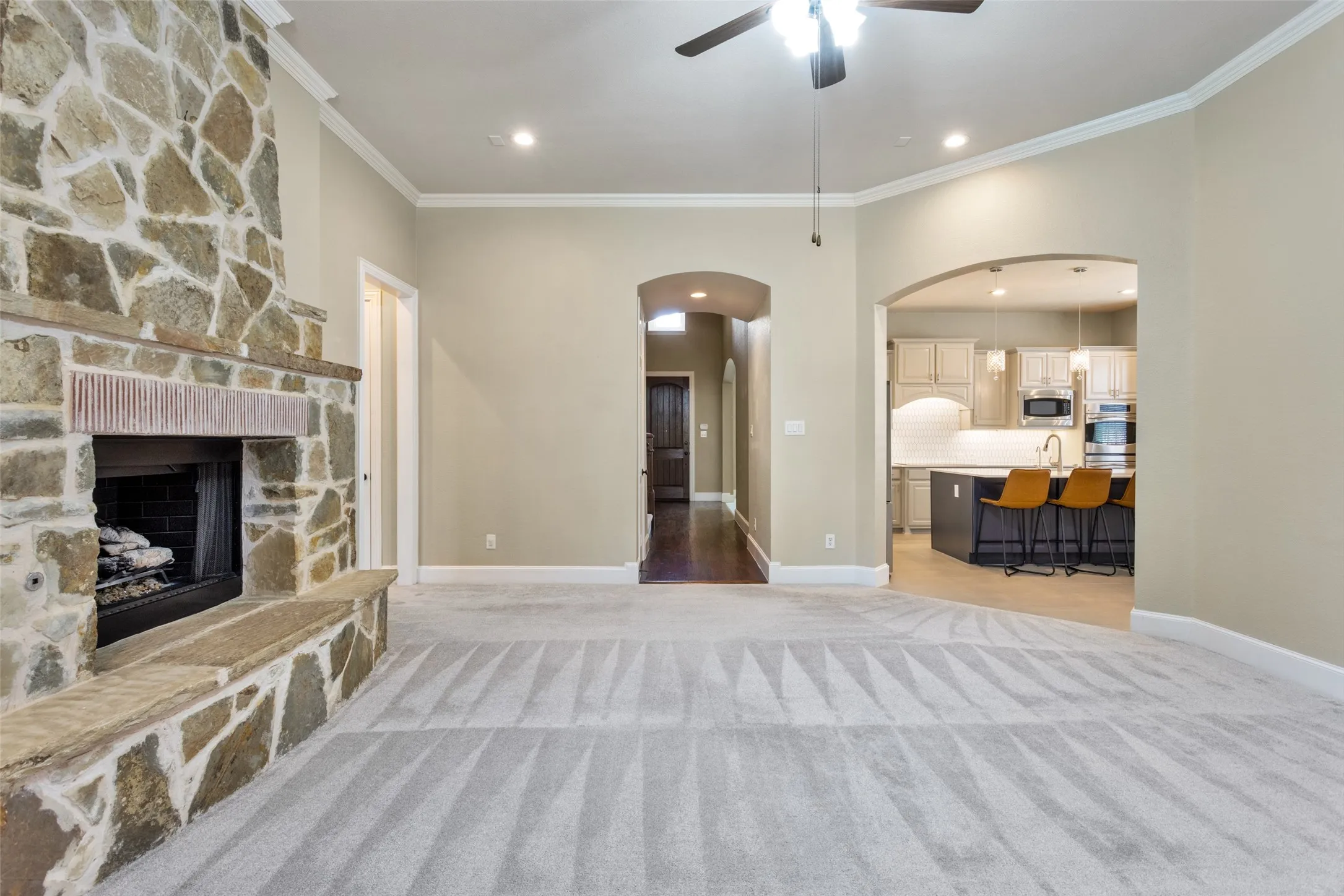 Single Family Residence For Rent in Collin County , 13336 Thornton Drive, Frisco, Texas 75035, 5 Bedroom, 5 Bathroom, 3 Garage spaces, 4,645 Sqft, built in 2009, mls#21301766, Real Estate Agent in Frisco, Homes For Rent in Collin county, Homes For Rent in Frisco, Realtor in Frisco Texas, Real Estate Brokerage Independent Realty Texas, Luminita Cordes Realtor