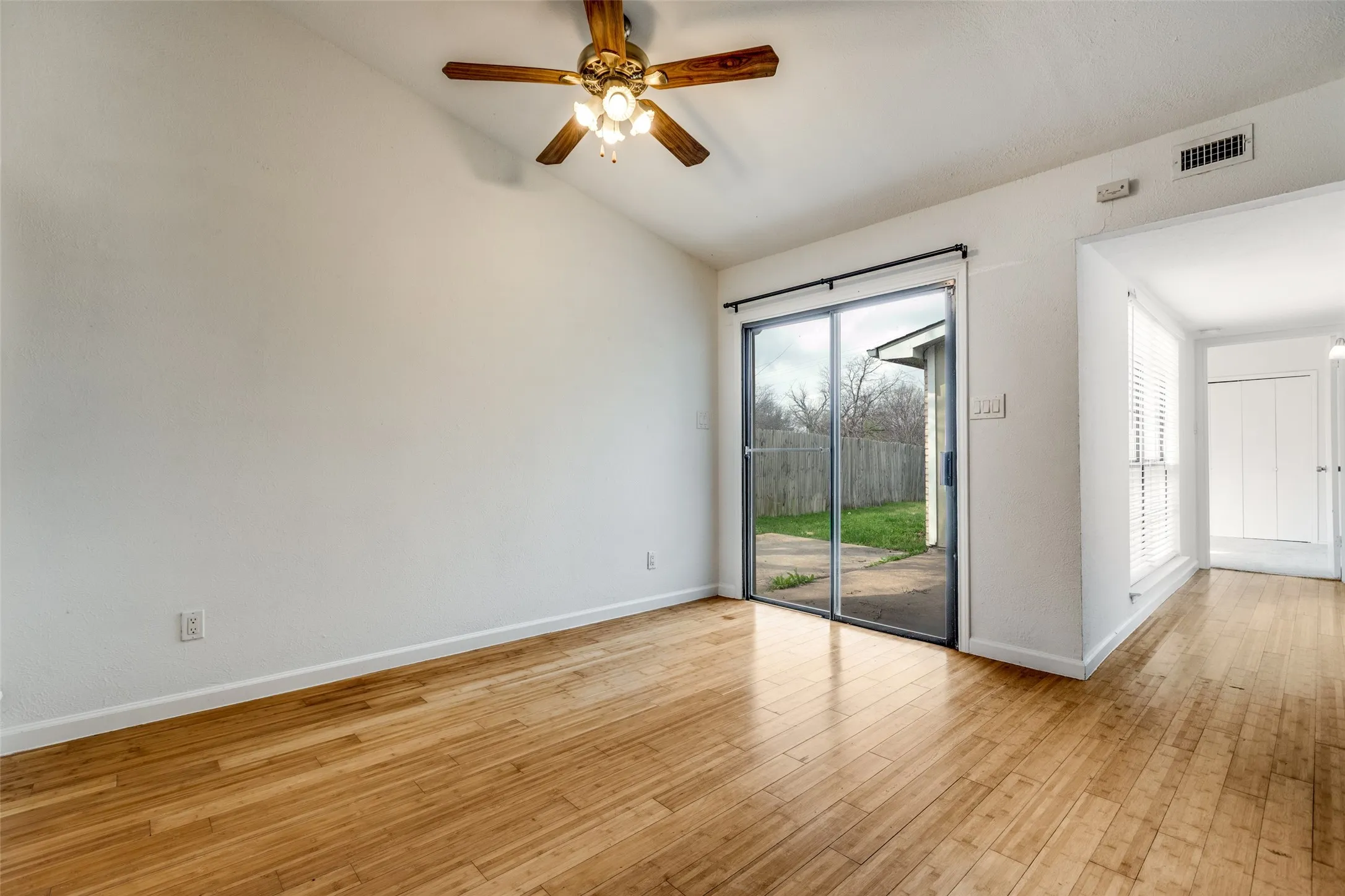 Dining/patio access