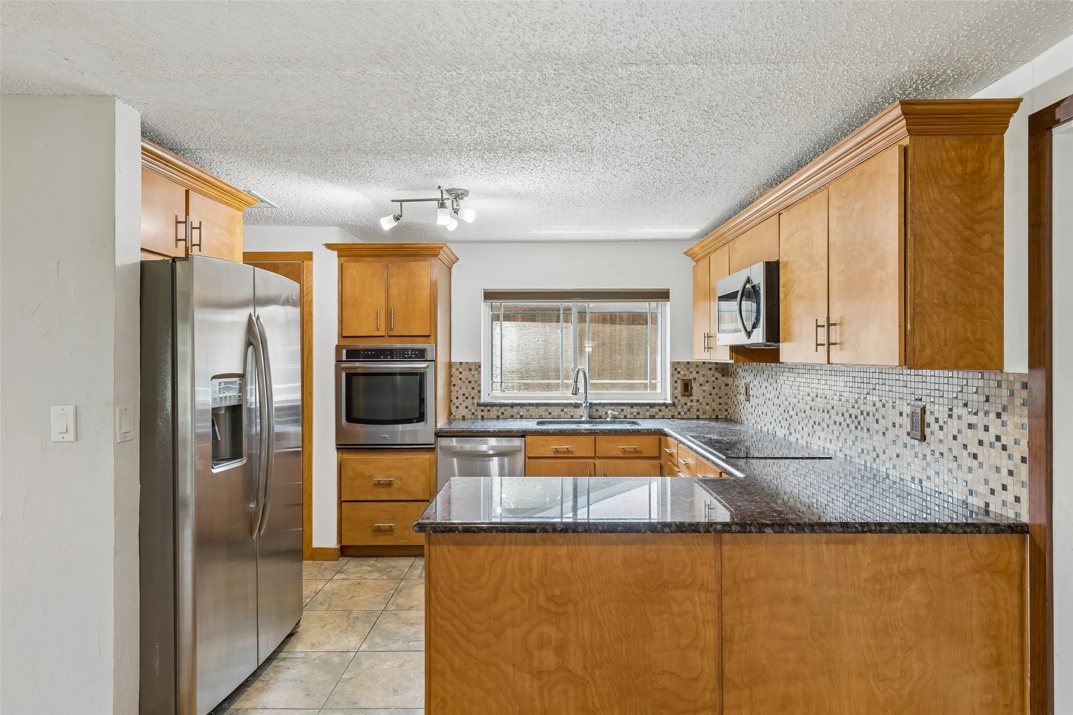 Single Family Residence For Sale in Dallas County , 1303 Berkeley Drive, Richardson, Texas 75081, 4 Bedroom, 2 Bathroom, 2 Garage spaces, 2,318 Sqft, built in 1967, mls#21294919, Real Estate Agent in Richardson, Homes For Sale in Dallas county, Homes For Sale in Richardson, Realtor in Richardson Texas, Real Estate Brokerage Independent Realty Texas, Luminita Cordes Realtor