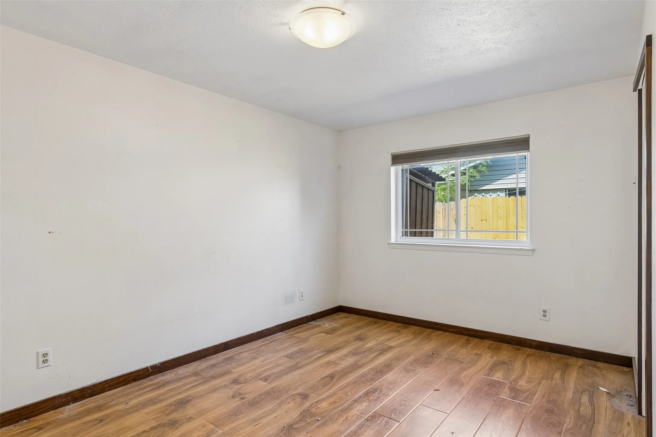 Single Family Residence For Sale in Dallas County , 1303 Berkeley Drive, Richardson, Texas 75081, 4 Bedroom, 2 Bathroom, 2 Garage spaces, 2,318 Sqft, built in 1967, mls#21294919, Real Estate Agent in Richardson, Homes For Sale in Dallas county, Homes For Sale in Richardson, Realtor in Richardson Texas, Real Estate Brokerage Independent Realty Texas, Luminita Cordes Realtor