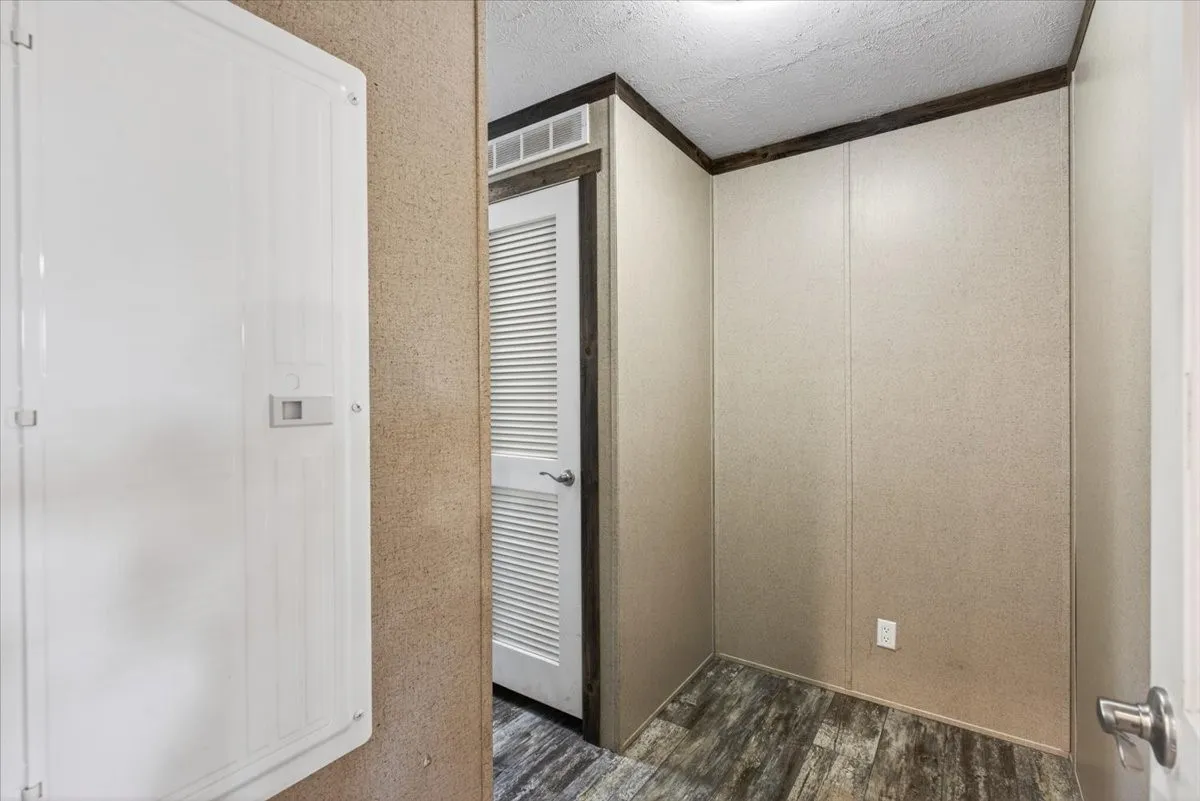 Manufactured Home For Sale in Henderson County , 11079 State Highway 198, Mabank, Texas 75147, 4 Bedroom, 2 Bathroom, Garage spaces, 1,768 Sqft, built in 2020, mls#21302063, Real Estate Agent in Mabank, Homes For Sale in Henderson county, Homes For Sale in Mabank, Realtor in Mabank Texas, Real Estate Brokerage Independent Realty Texas, Luminita Cordes Realtor